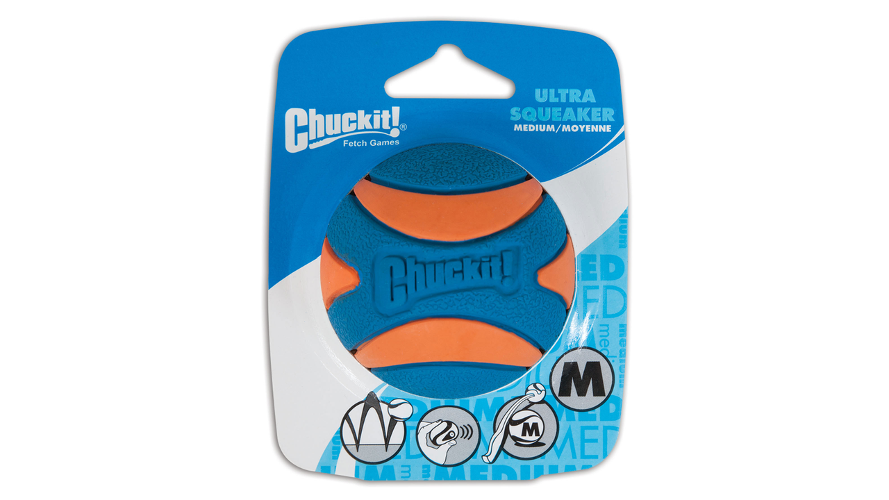 ChuckIt! Ultra Squeaker Ball Medium - Durable Dog Toy for Fetch & Play - Perfect for Outdoor Games, Training & Interactive Fun with Your Pet