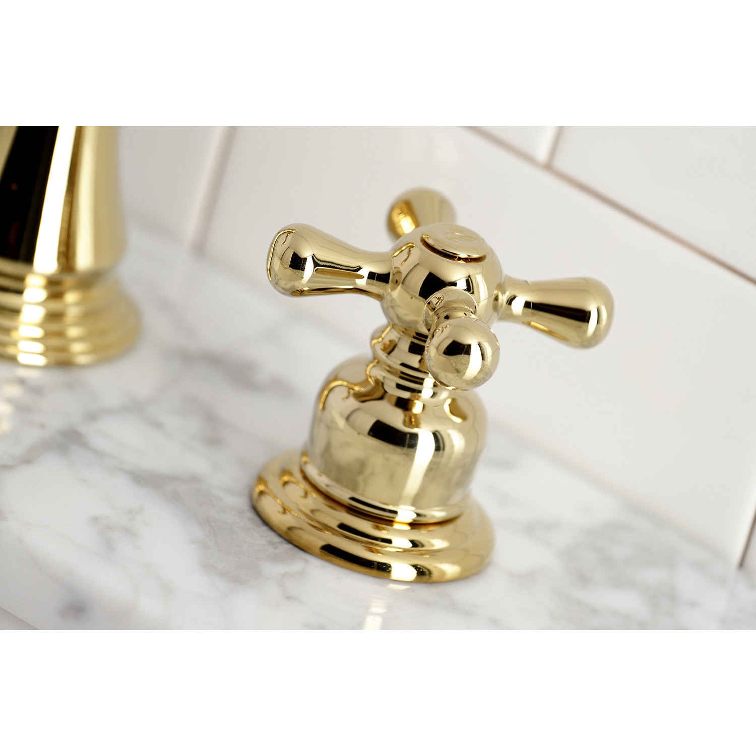 American Classic FSC1972AX 3-Hole Widespread Bathroom Faucet - Two Handle Deck Mount with Pop-Up Drain - Polished Brass - Perfect for Modern and Traditional Bathrooms