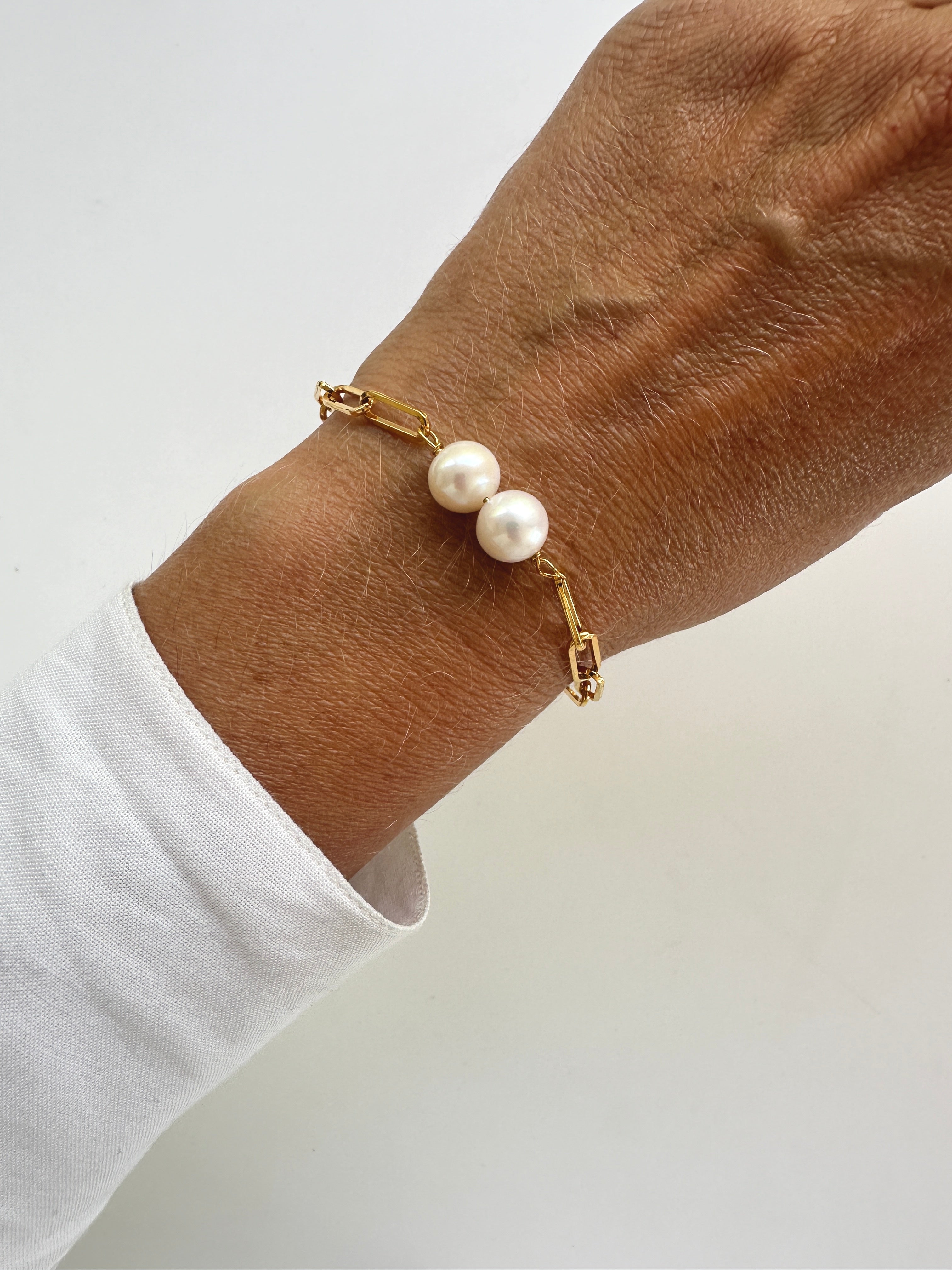 Link Pearl Bracelet for Women - Elegant Pearl Beaded Jewelry for Wedding, Party & Everyday Wear | Stylish & Timeless Accessory
