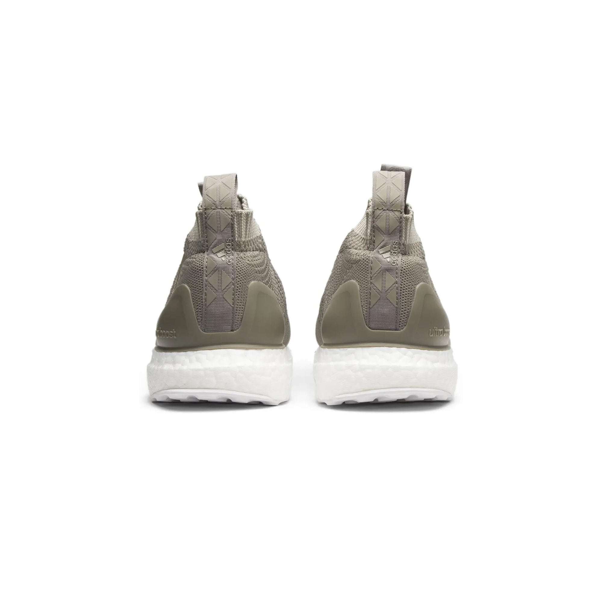 Adidas Ace 16+ PureControl Ultraboost 'Clay' Soccer Cleats - Lightweight Football Shoes for Artificial Turf & Indoor Courts - Perfect for Training, Matches & Street Soccer