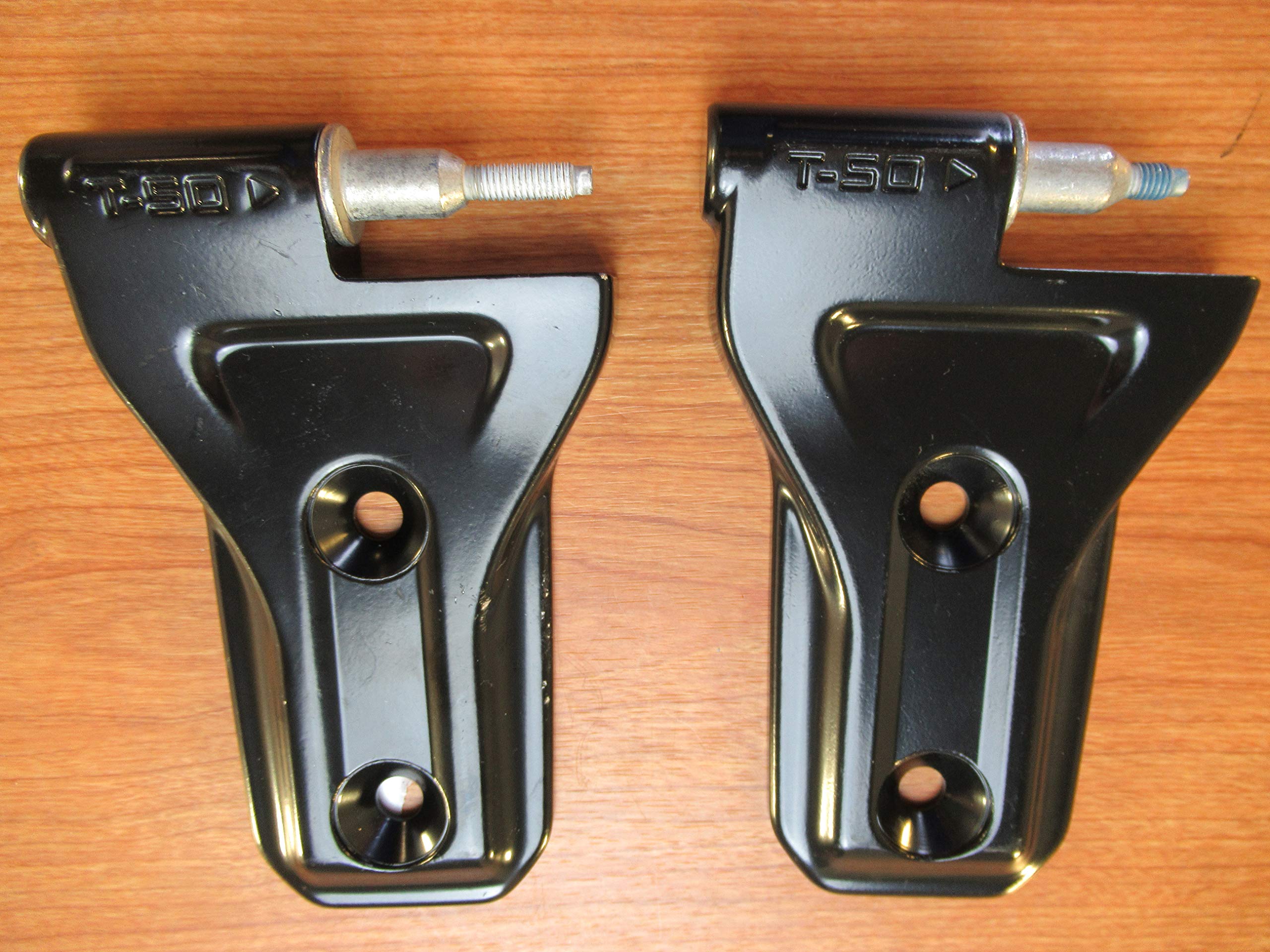 Jeep Wrangler JL Passenger Side Door Hinges Set - Front & Rear OEM Replacement Parts for Off-Roading & Daily Driving