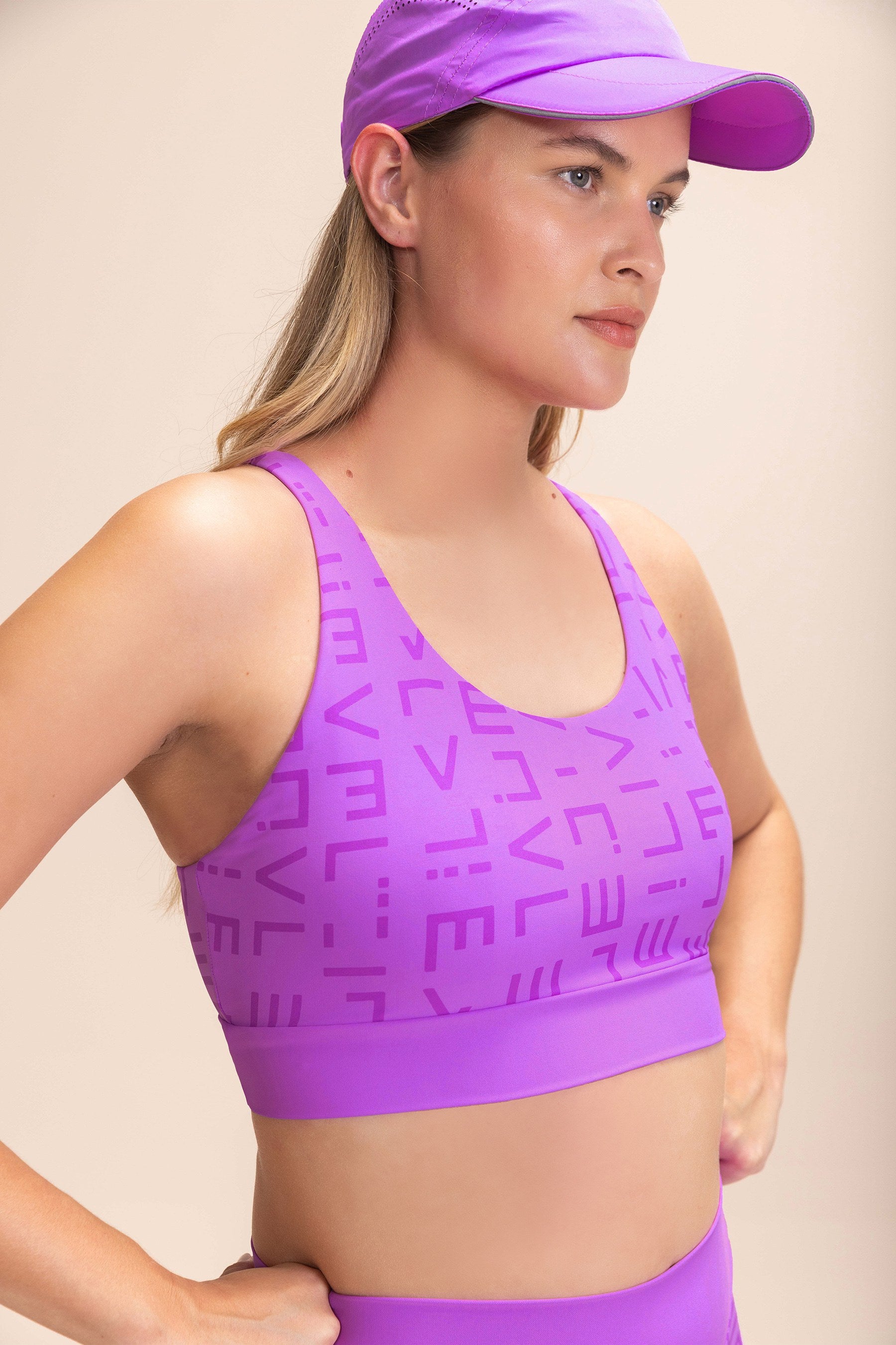 Hydefit® Adaptiv Icon Sports Bra - High Support Workout Bra for Women, Seamless Comfort & Breathable Fabric - Perfect for Running, Yoga & Gym Training
