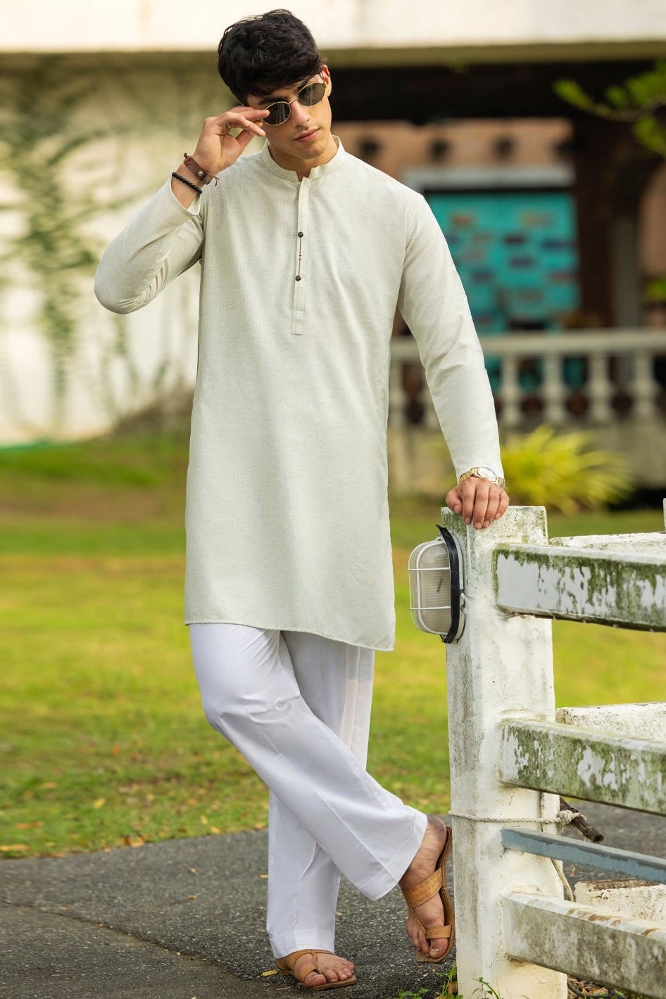 Stylish Blended Cream Kurta for Women - Comfortable & Trendy Ethnic Wear - Perfect for Festivals, Weddings & Casual Outings