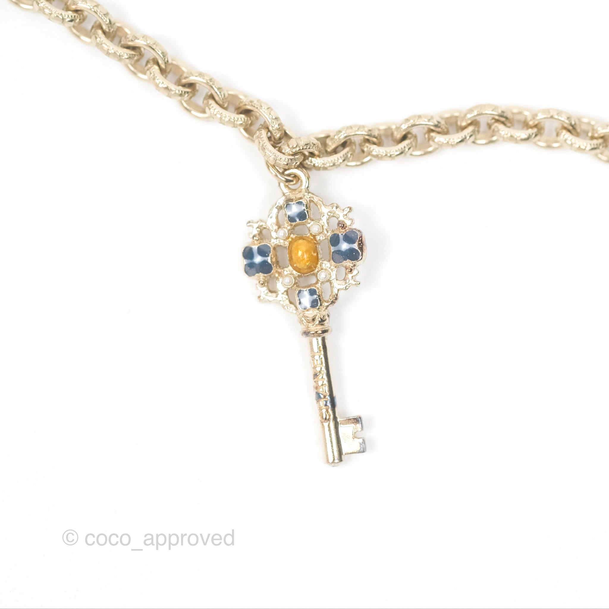 Chanel CC Keys Pendant Double Chain Necklace in Gold Tone - Elegant Fashion Jewelry for Women, Perfect for Parties, Date Nights & Special Occasions