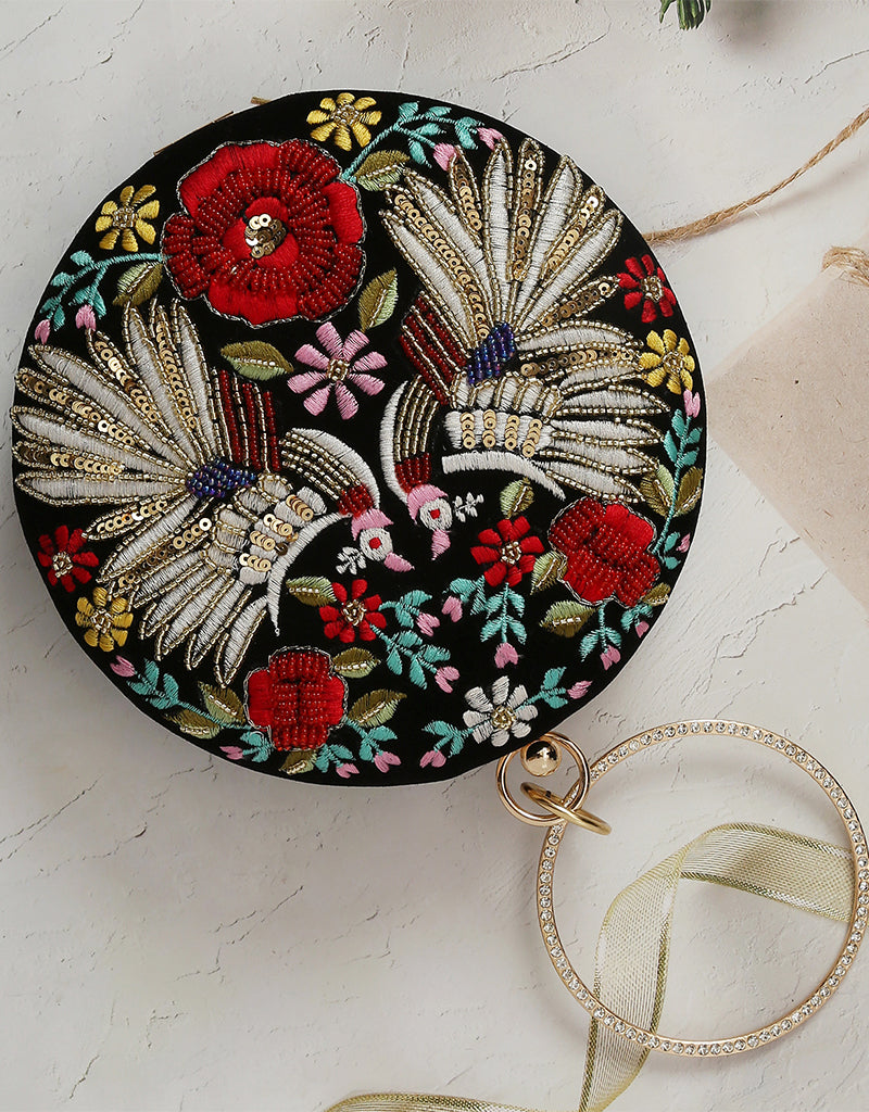 Elegant Black Designer Embroidery Clutch Purse for Women - Fashion Evening Bag for Parties, Weddings & Special Occasions
