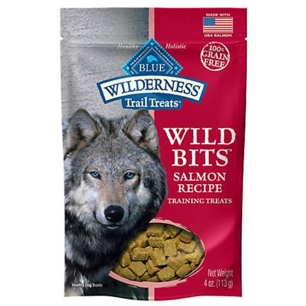 Blue Buffalo Wilderness Trail Treats Salmon Wild Bits Dog Treats - High Protein Grain-Free Natural Dog Snacks for Training & Rewards - Perfect for Outdoor Adventures & Active Dogs