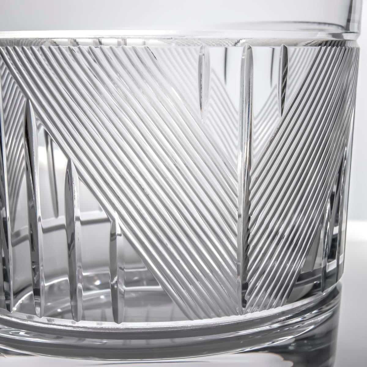 Premium Bleecker Street Cocktail Mixing Glass - 16oz Bar Mixing Glass for Whiskey, Martini & Cocktail Making - Perfect for Home Bars & Professional Bartenders