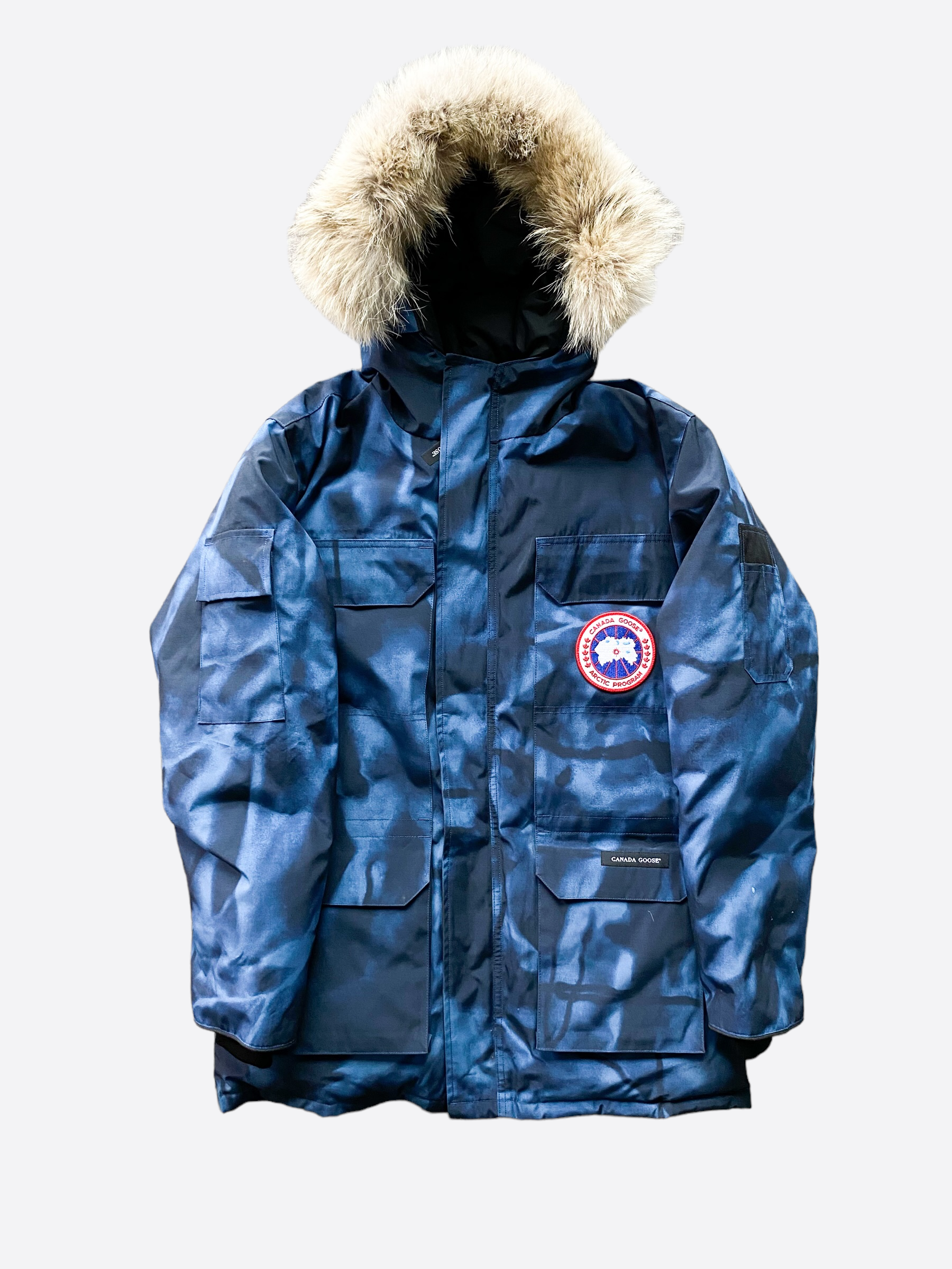 Canada Goose Abstract Camo Expedition Parka for Men - Waterproof Winter Jacket with Fur Trim Hood - Perfect for Arctic Adventures & Extreme Cold Weather