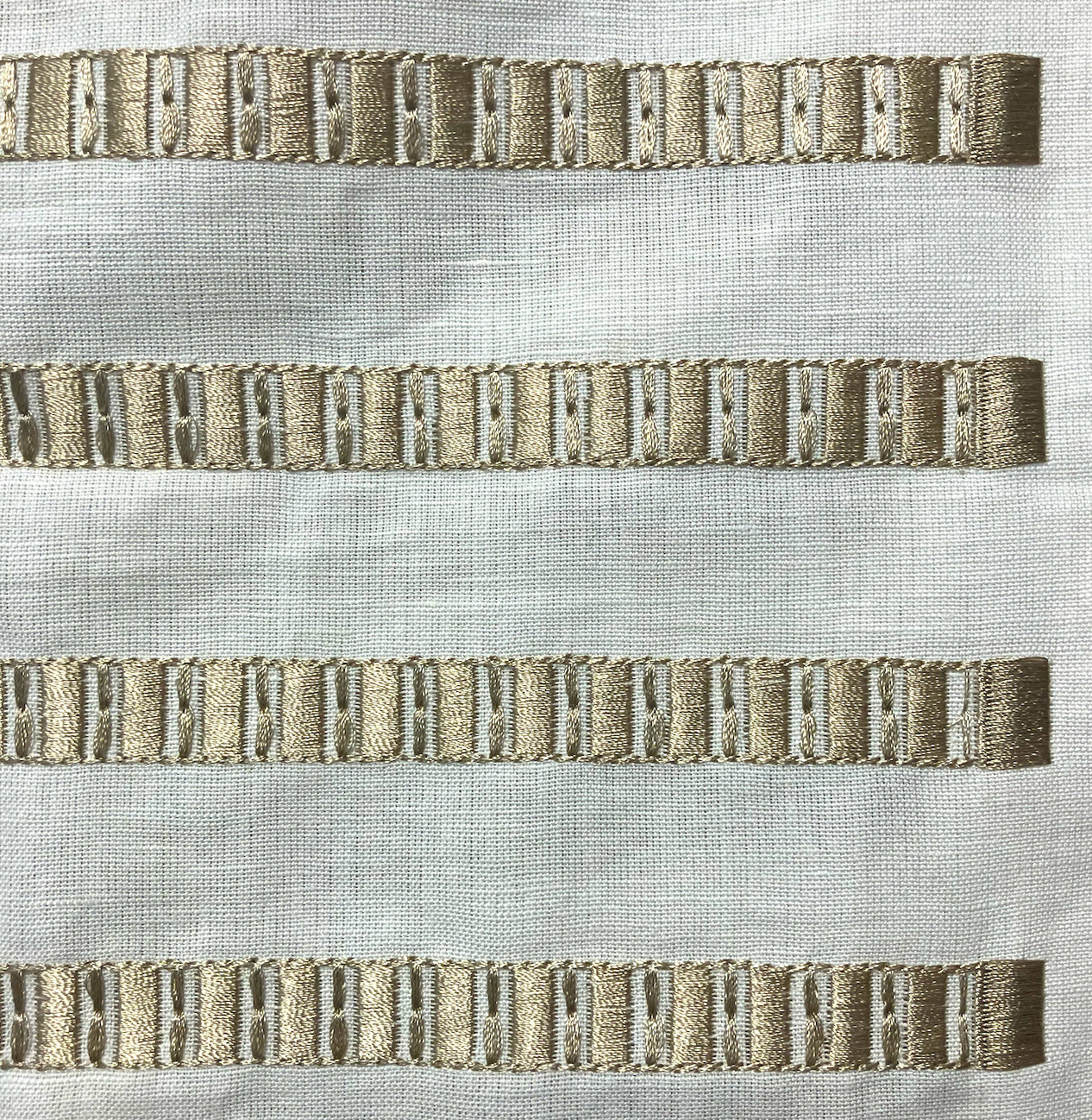 White / Taupe