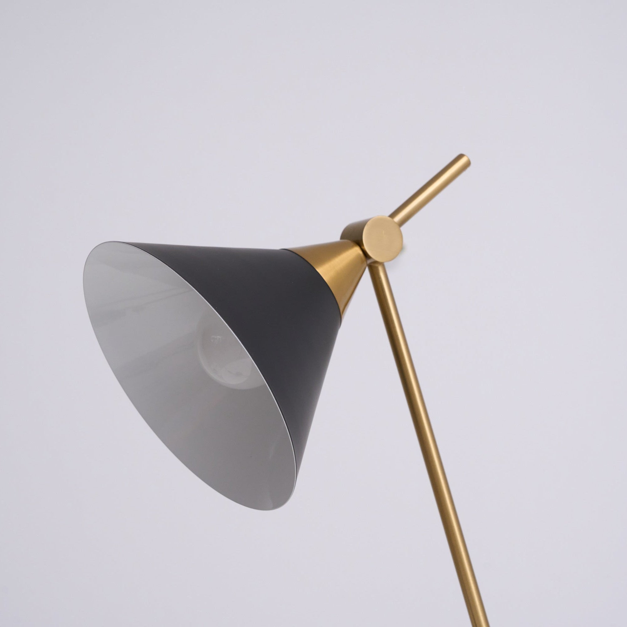 Cleo Table Lamp - Modern LED Desk Light for Home Office, Bedroom & Living Room - Stylish Nightstand Lamp with Adjustable Brightness for Reading & Decor