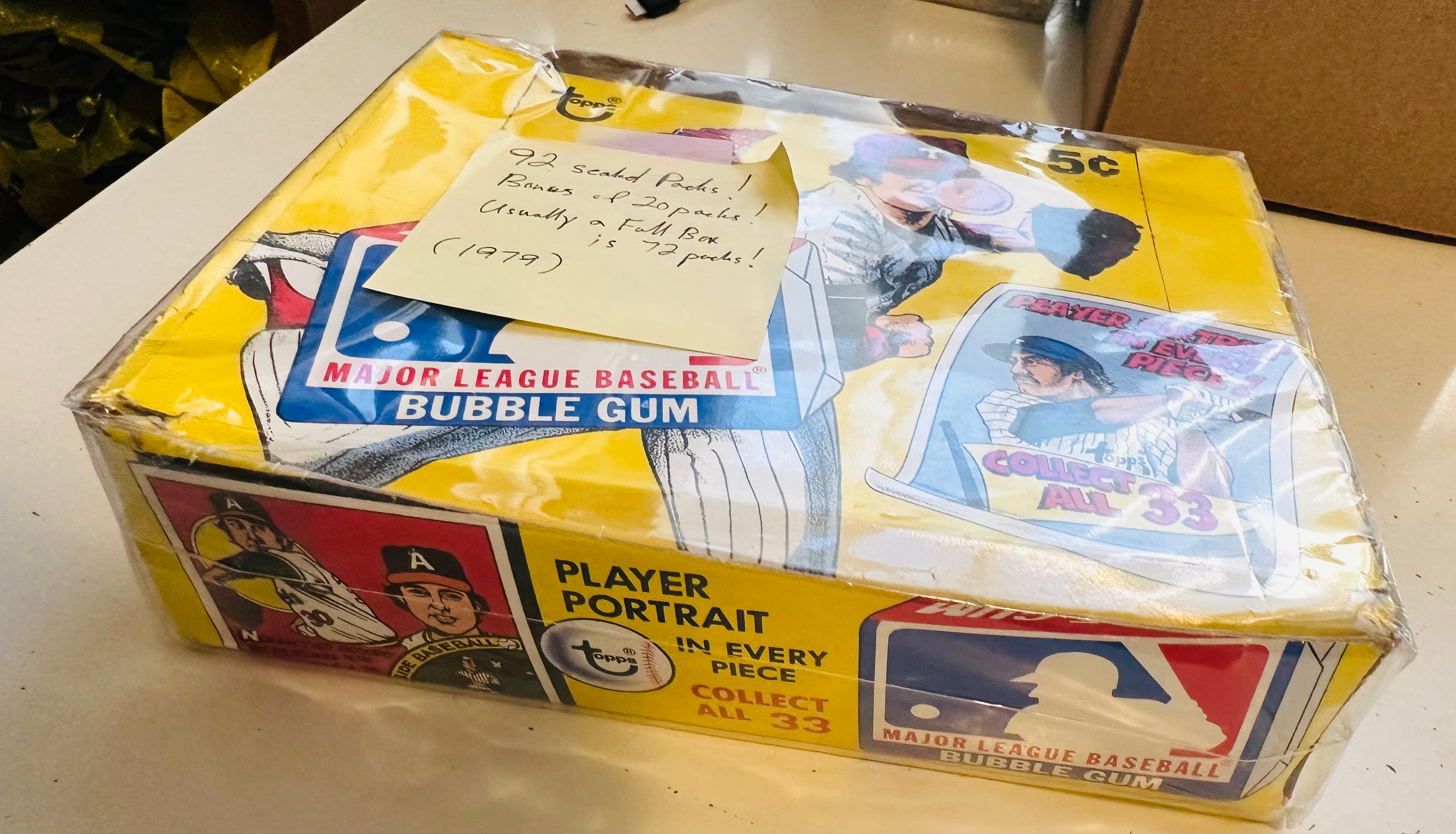 Vintage 1979 Topps Baseball Trading Cards with Bubble Gum - Complete 92-Piece Collector's Box | Perfect for Sports Memorabilia Collectors, Gift for Baseball Fans, and Nostalgic Home Decor