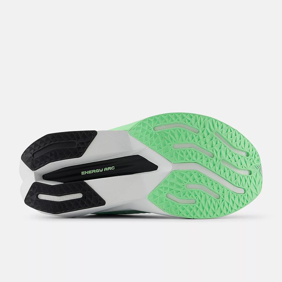 New Balance Women's FuelCell SuperComp Trainer v3 Running Shoes - Lightweight & Responsive for Training, Racing & Long Distance Running