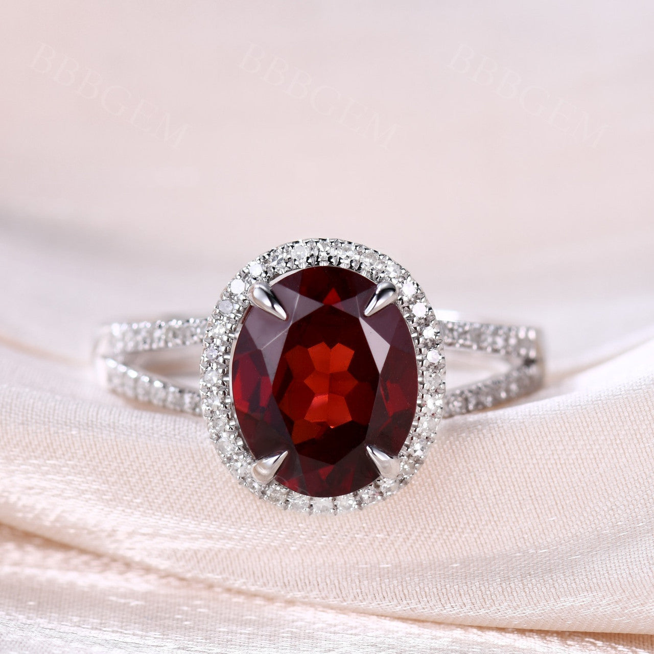8X10mm Oval Cut Garnet Engagement Ring in White Gold with Diamond Halo & Split Shank Wedding Band - Perfect for Proposals, Anniversaries & Bridal Jewelry