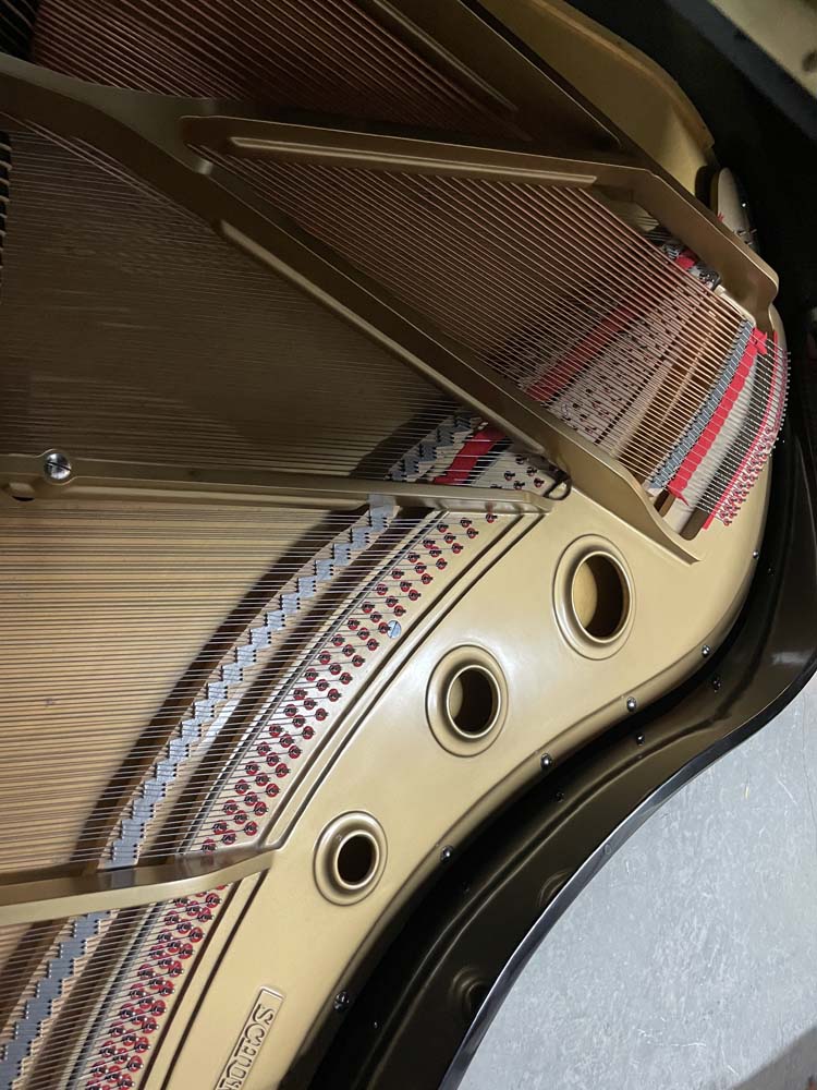 1987 Schumann 5'9 G82 Grand Piano - Polished Ebony Finish with Serial Number 8701180 | Perfect for Concert Halls, Music Studios & Luxury Home Decor