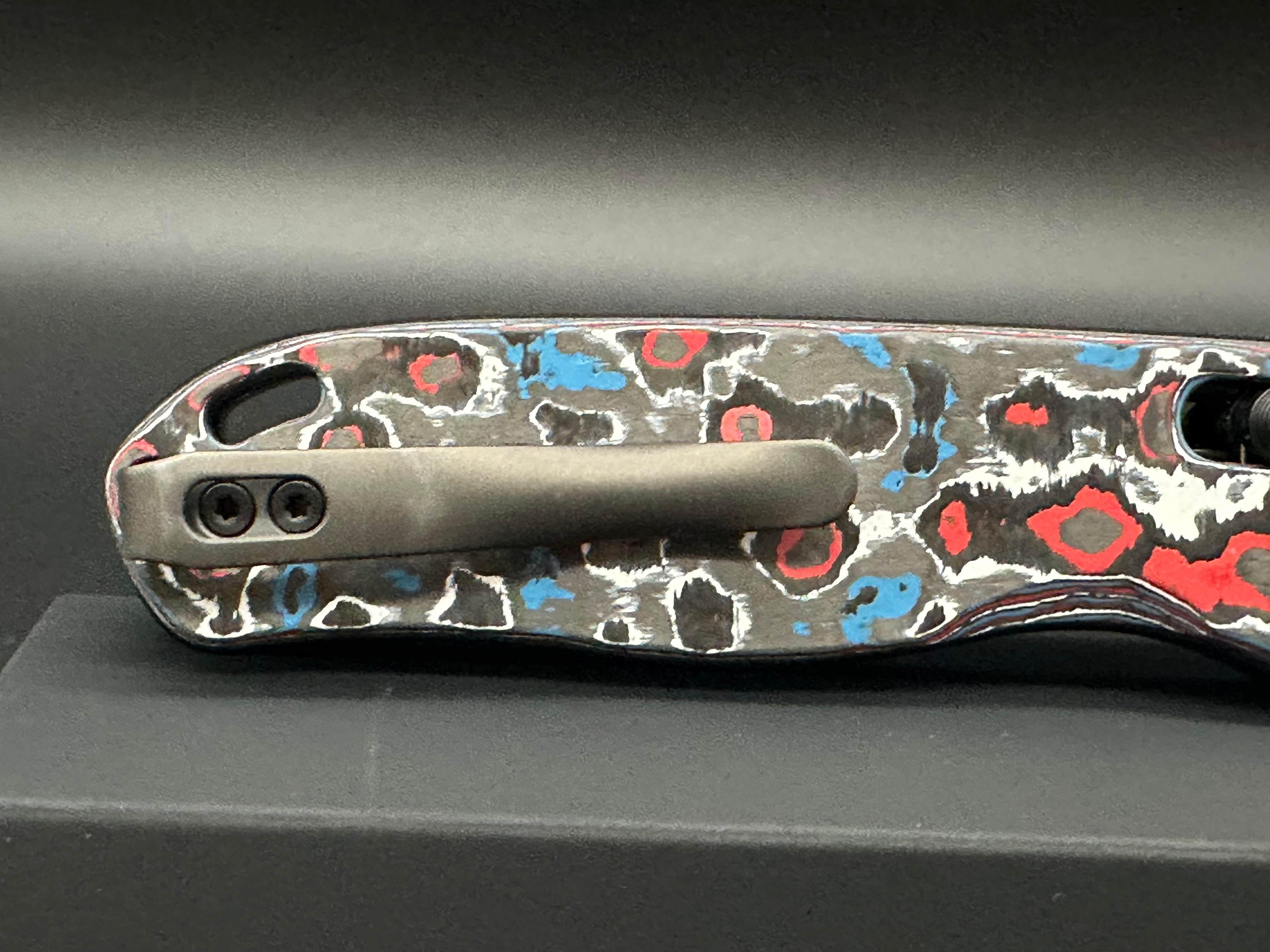Kizer Drop Bear Pocket Knife - S45VN Stainless Steel Blade, Clutch Lock, Fatcarbon Handle (Ki3619A5) - EDC Folding Knife for Camping, Hiking & Outdoor Adventures