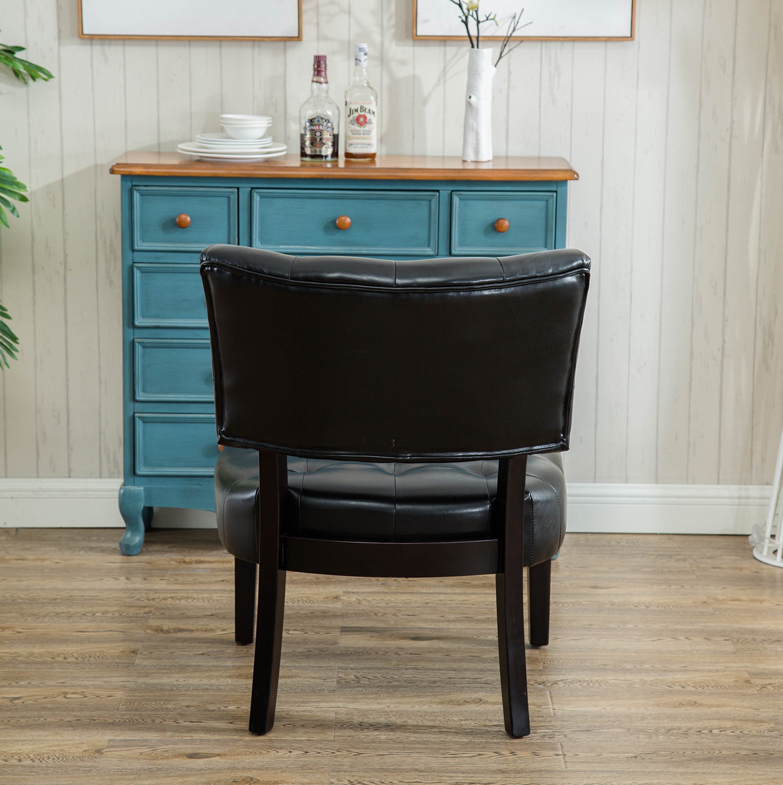 Roundhill Furniture Faux Leather Tufted Accent Chair - Oversized Black Modern Lounge Chair for Living Room, Bedroom & Office - Comfortable Seating for Home Decor