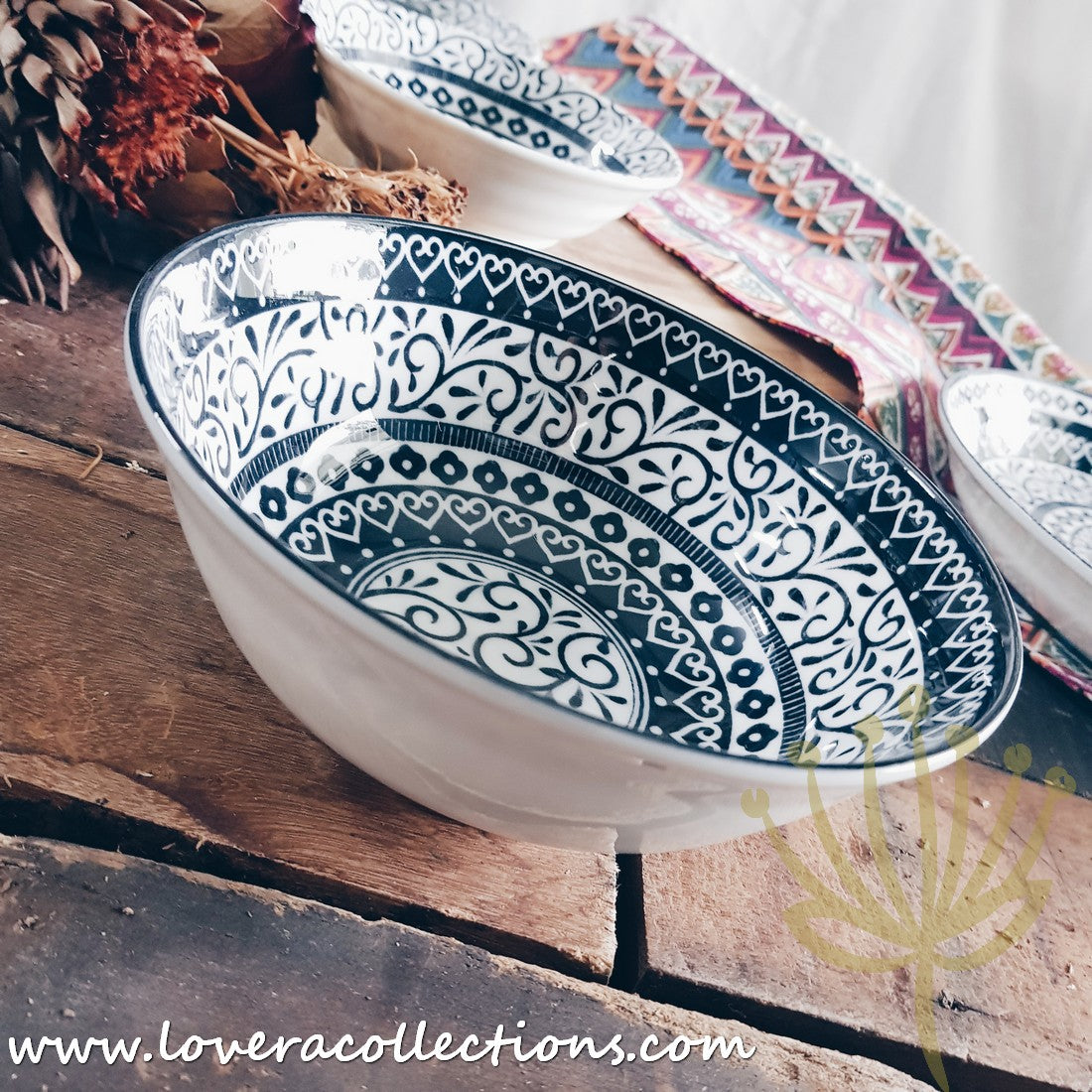 Awasaka Japan Black & White Tribal Dinnerware Set - Modern Ceramic Plates & Bowls for Dining, Entertaining & Home Decor (50% Off Sale)