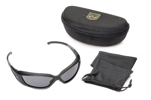 Black Frame With Polarized Lenses