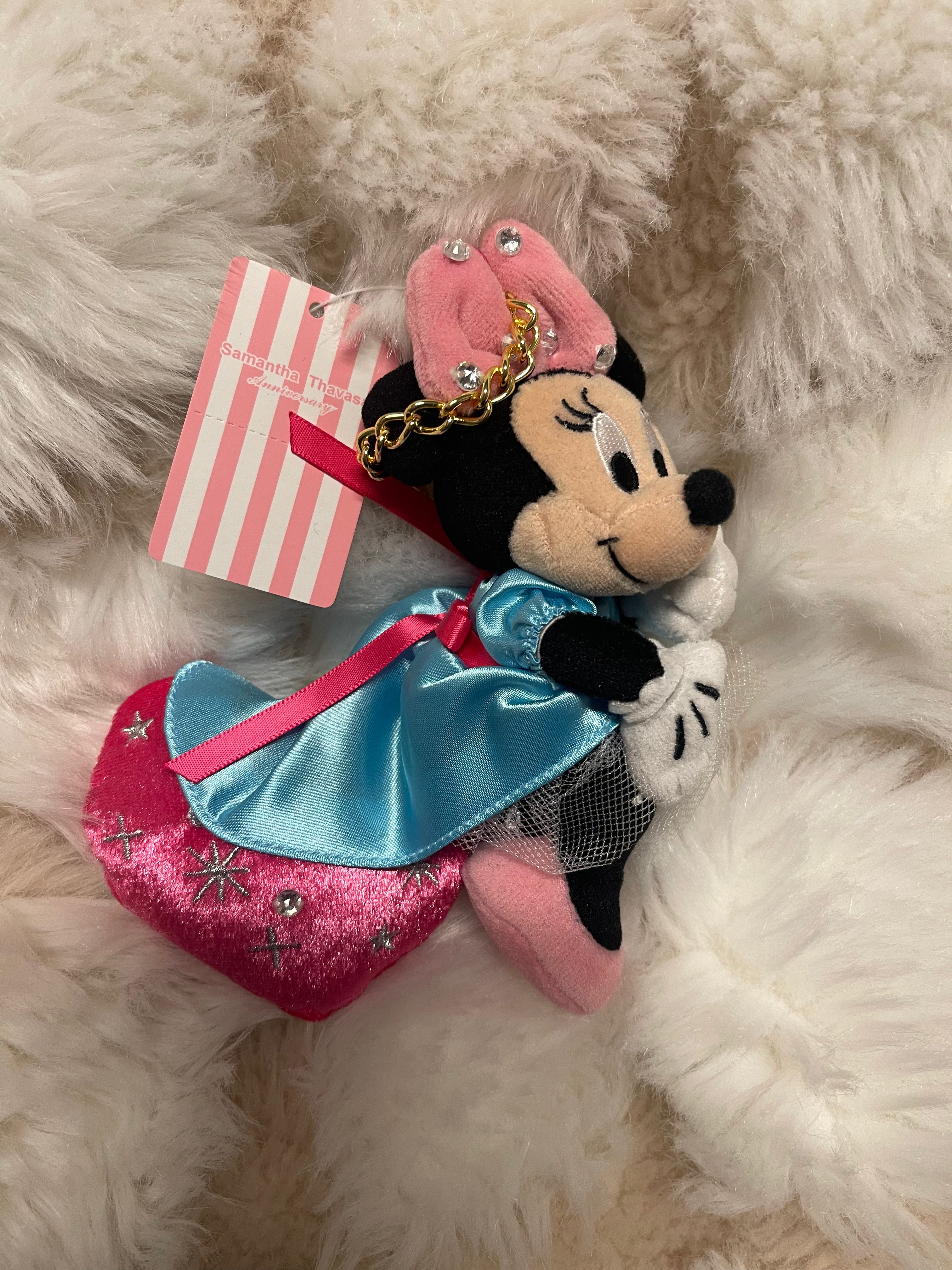 Samantha Thavasa Disney Minnie Mouse Plush Keychain - Cute Soft Toy for Bags, Keys & Gifts | Perfect for Disney Fans, Kids & Collectors