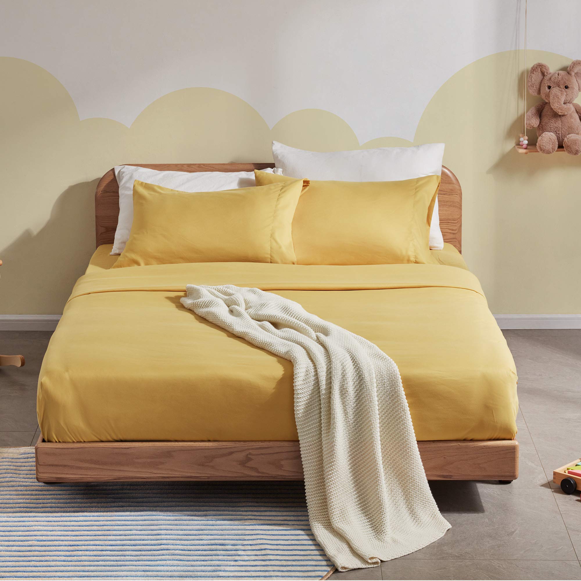 Sleep Zone Kids Queen Bed Sheets Set 4-Piece - Ultra Soft & Adorable 100% Cotton Bedding with Flat Sheet, Fitted Sheet & 2 Pillowcases (Queen Size, Ginger Yellow) - Perfect for Kids' Rooms, Sleepovers & Cozy Bedtime