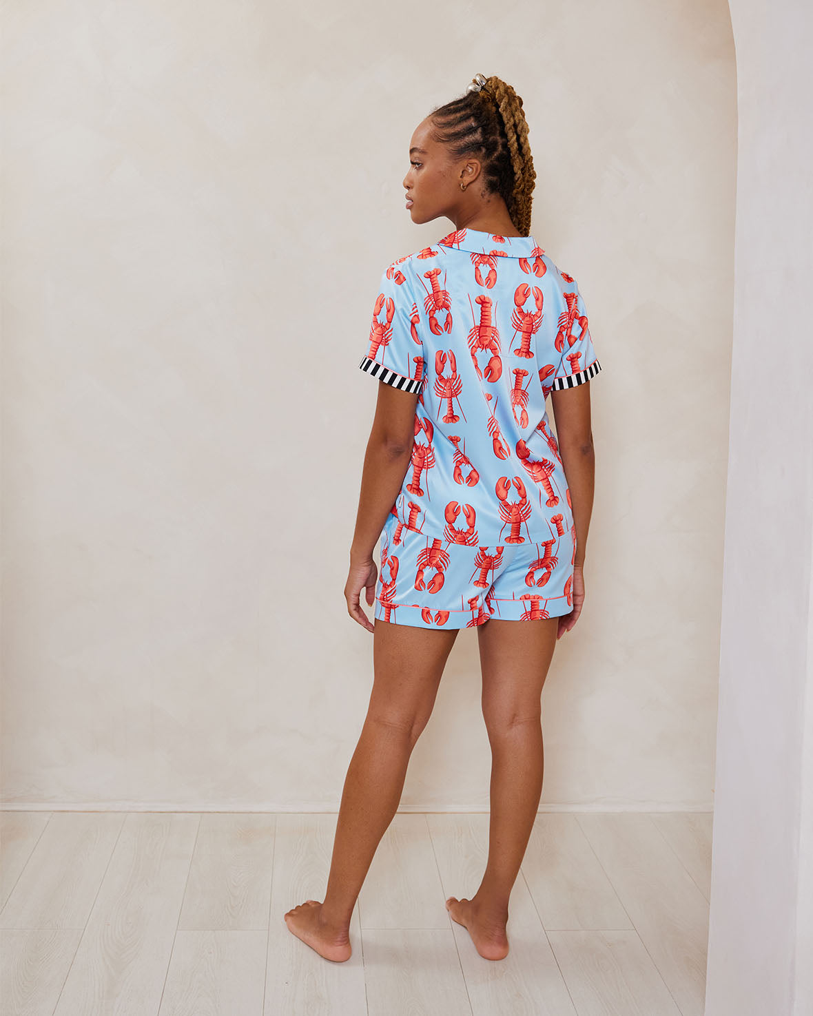 Satin Lobster Print Short Pajama Set for Women - Soft & Comfortable Sleepwear - Perfect for Summer Nights & Lounge Wear