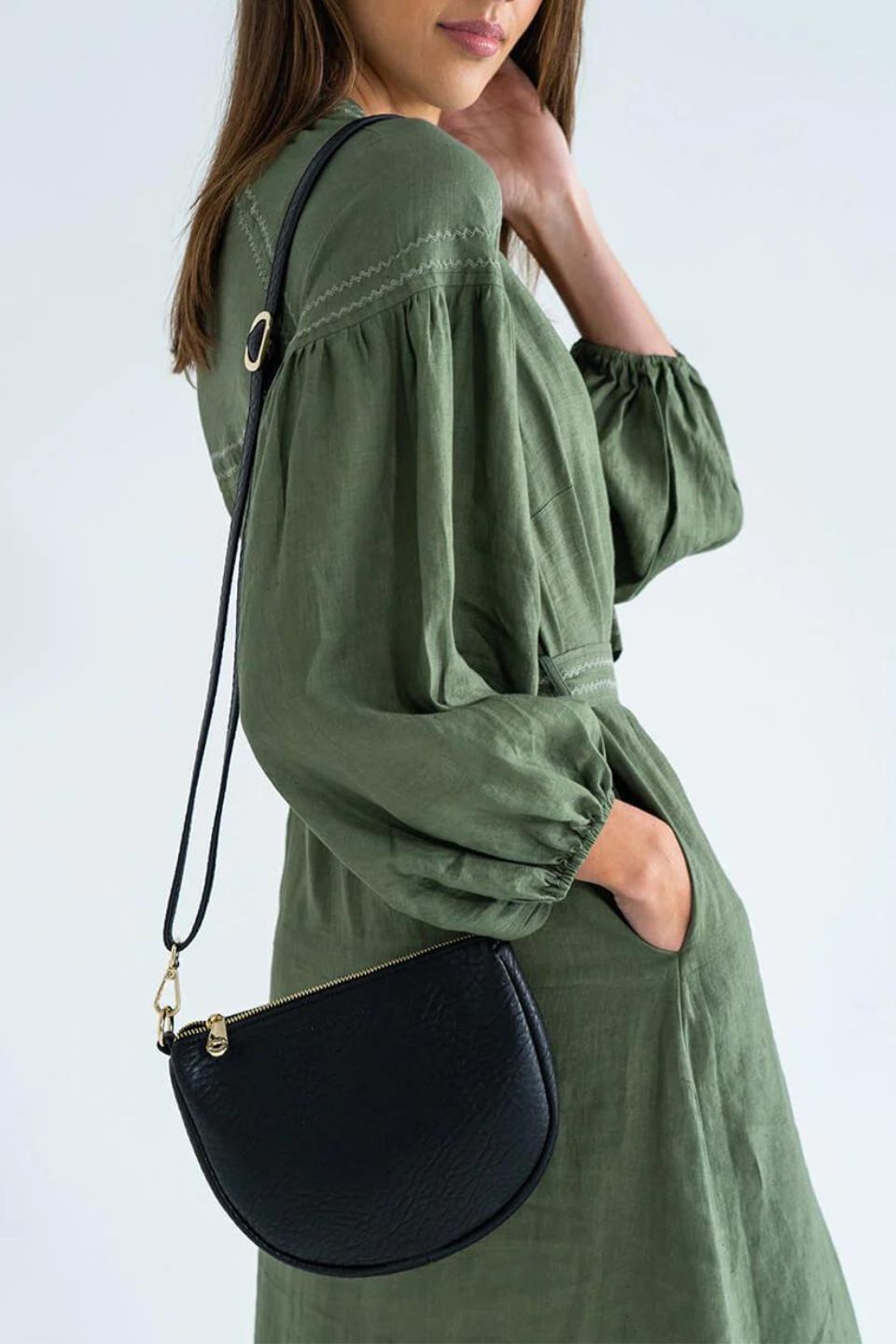 La Palma Black Crossbody Bag for Women - Stylish & Lightweight Leather Purse for Everyday Use, Travel & Shopping