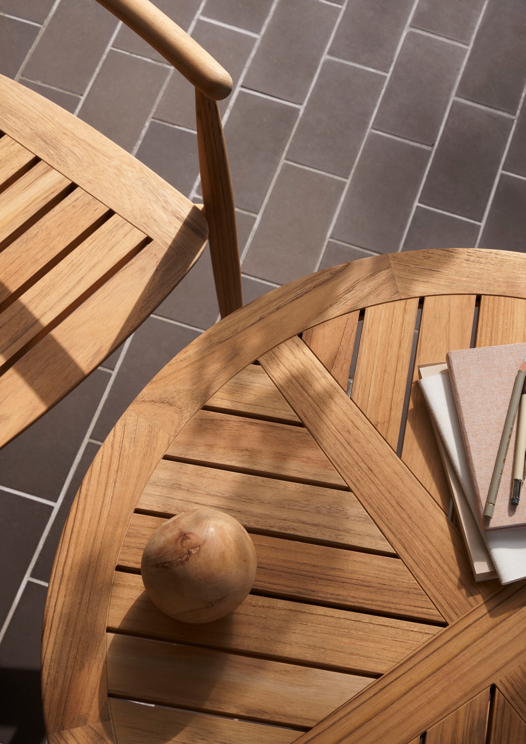 E008 Embrace Outdoor Dining Chair - Waterproof & Weather-Resistant Patio Furniture for Garden, Poolside, and Backyard - Perfect for Relaxing and Entertaining Outdoors