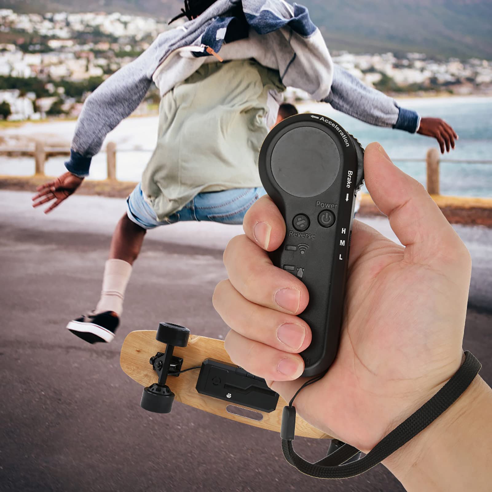 2.4G Wireless Remote Control for Electric Skateboard - Replacement Handheld Controller with Long Range for 4-Wheel Skateboards | Perfect for Commuting, Cruising & Outdoor Adventures