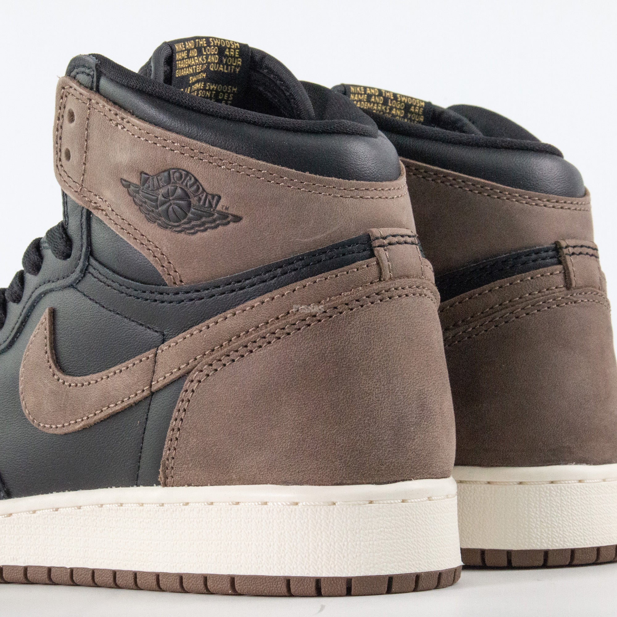 Air Jordan 1 Retro High OG 'Palomino' GS Sneakers (2023) - Classic Basketball Shoes for Women & Girls - Perfect for Streetwear, Casual Outfits & Sneaker Collection