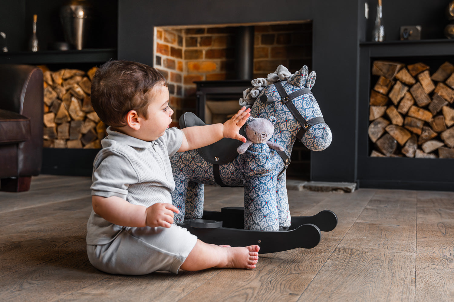 Louie & Duke Wooden Rocking Horse for Kids - Classic Nursery Decor & Toddler Gift for Birthday & Christmas | Perfect for Playrooms, Bedrooms & Daycare Centers