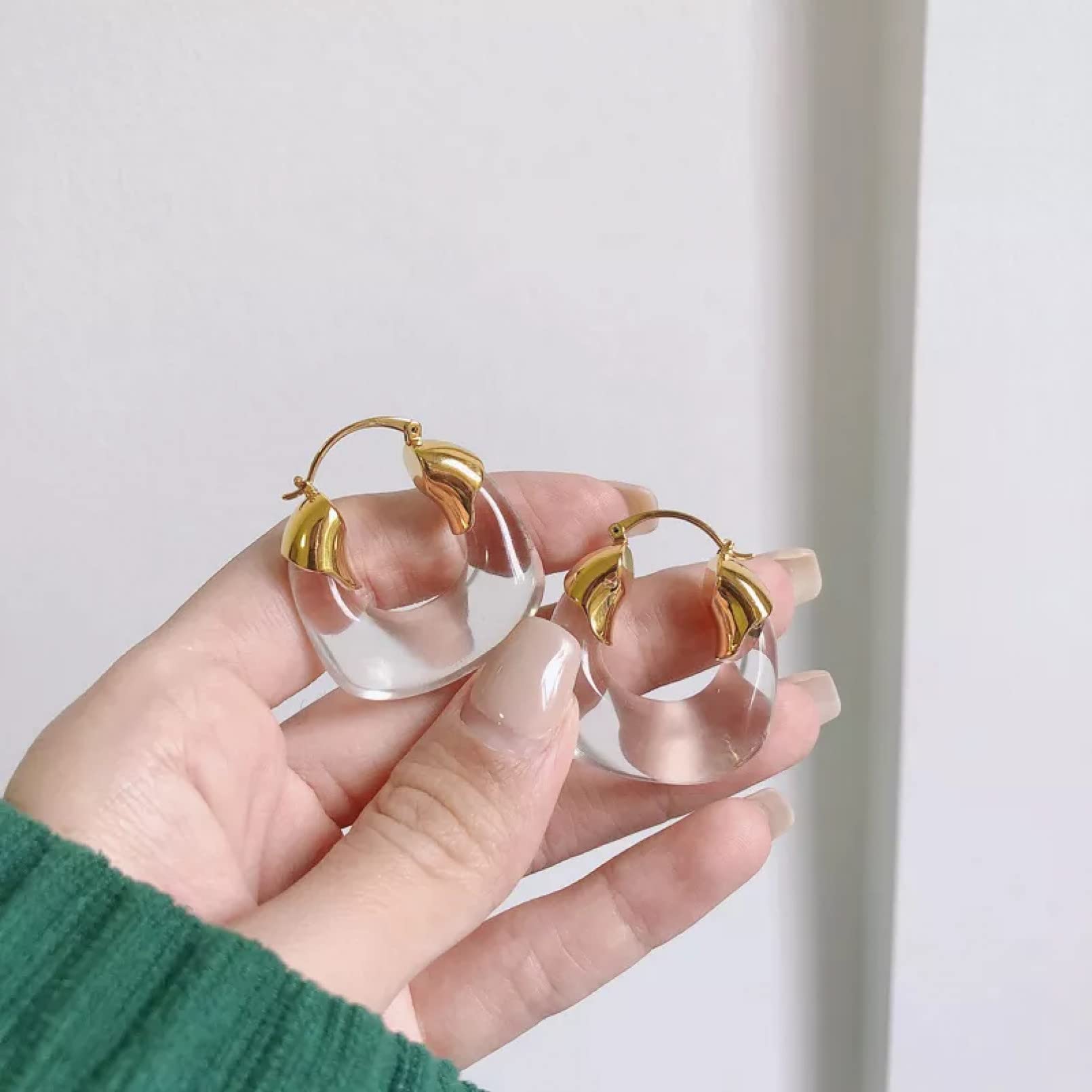 Vintage Retro Metal Circle Transparent Resin Earrings for Women - Fashion Jewelry Gift for Birthday, Wedding, Party | Perfect for Wife, Friend & Special Occasions