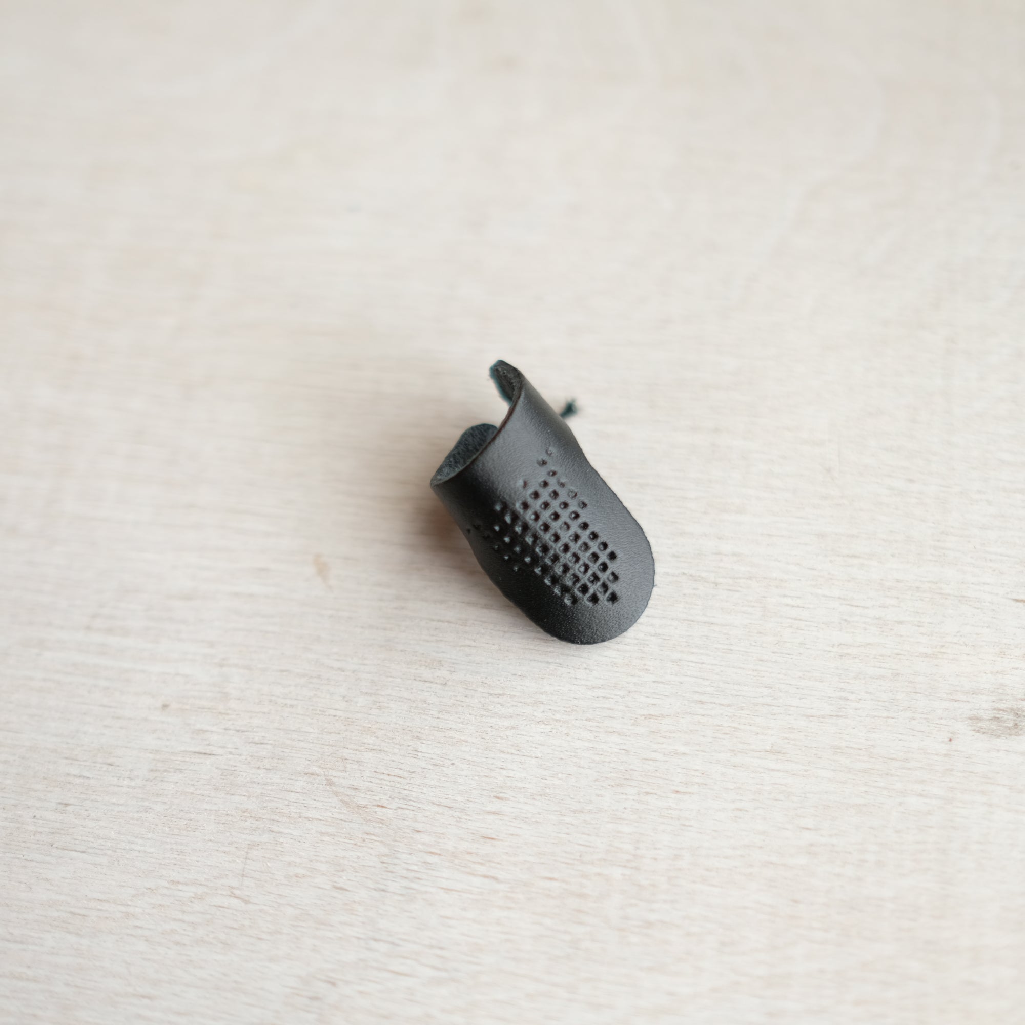Thimble Ring - Protective Finger Guard for Sewing & Crafting - Perfect for Tailors, Quilters & DIY Enthusiasts