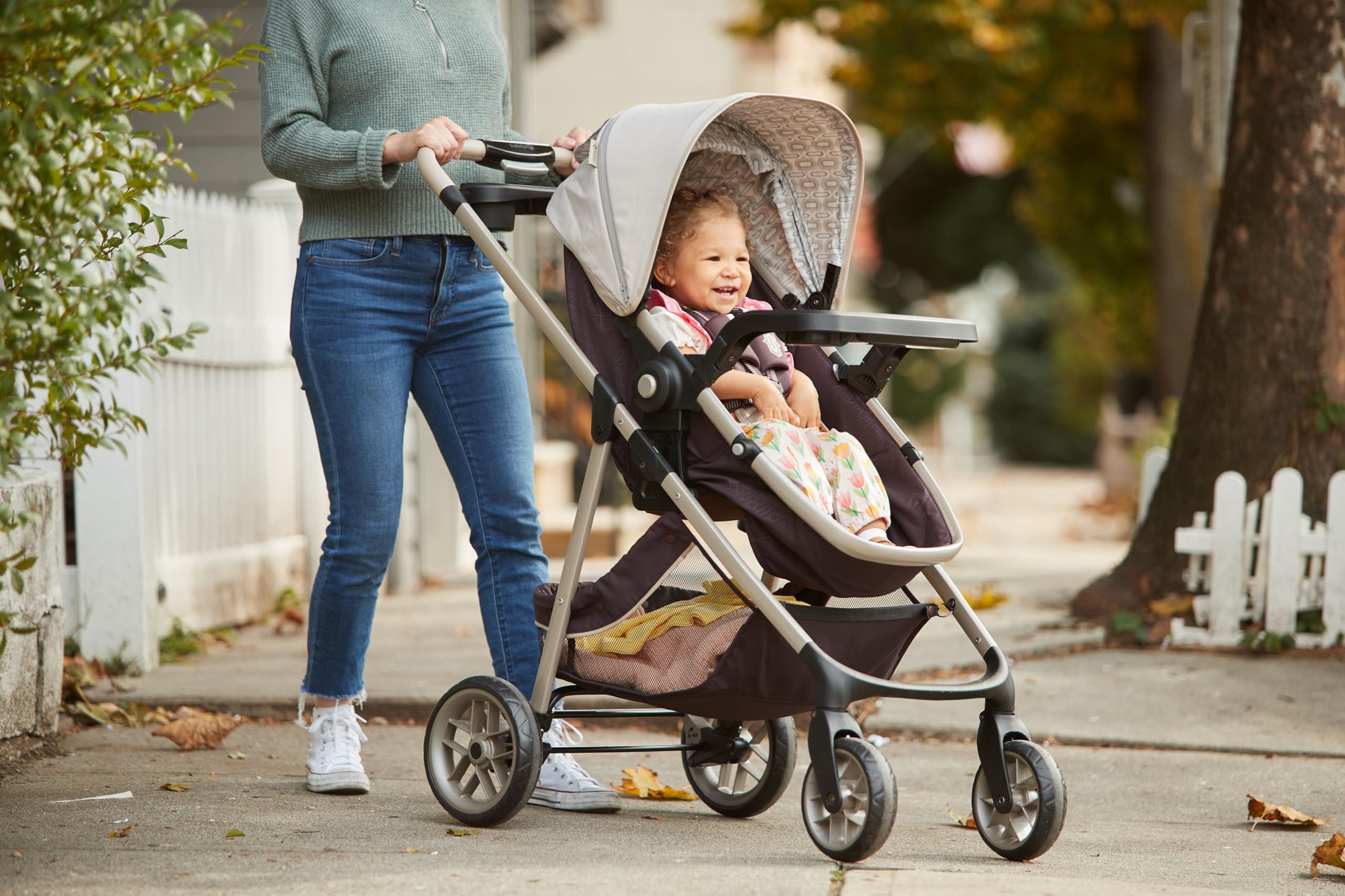 Safety 1st Deluxe Grow and Go Travel System - 8-in-1 Convertible Stroller & Car Seat Combo for Infants 4-30 lbs | Lightweight, Adjustable & Easy Fold | Perfect for Travel, Shopping & Daily Outings with Baby