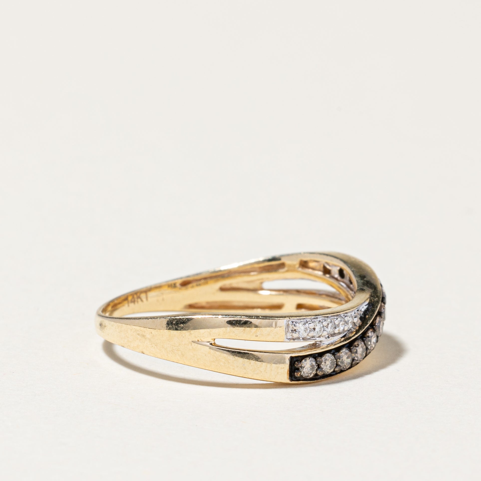 14K Yellow Gold Diamond Crossover Ring - 0.25ctw Natural Diamond Wedding Band - Size 7.5 - Elegant Bridal Jewelry for Engagement, Anniversary & Special Occasions