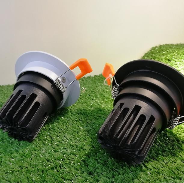 Energy Efficient LED COB Spotlight with Anti-Glare Design - Perfect for Home, Office, and Retail Lighting