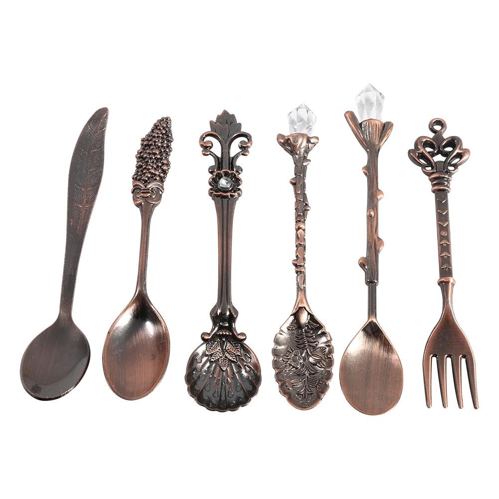Vintage Carved Flatware Set - 6Pcs Elegant Retro Spoons & Forks in Red Bronze for Coffee, Dessert, Fruit & Sweet Snacks | Perfect for Afternoon Tea, Bridal Showers & Vintage-Themed Parties