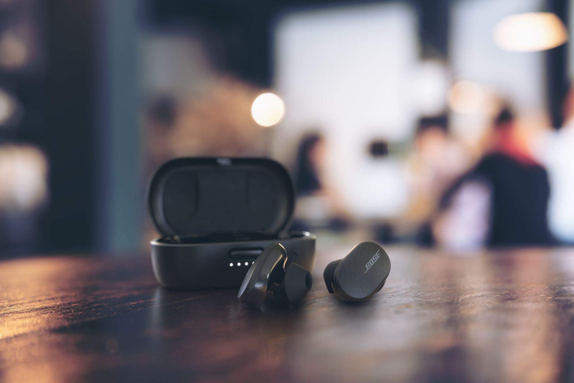 Bose QuietComfort Earbuds - Wireless Noise Cancelling Bluetooth Earbuds with Mic for iPhone & Android | Perfect for Travel, Workouts & Commuting