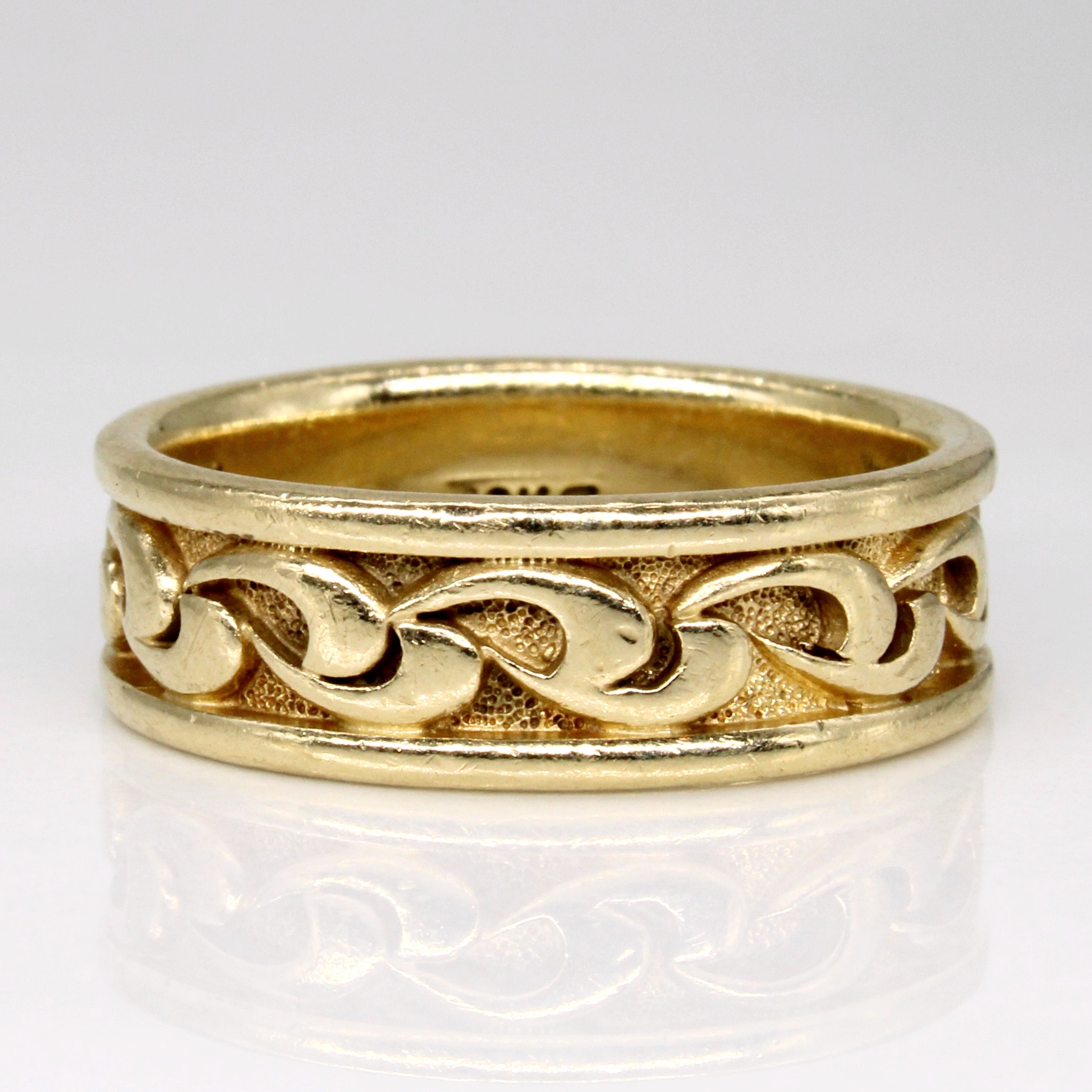 10K Yellow Gold Ring for Women - Size 9.5 - Elegant Wedding Band, Anniversary Gift, or Everyday Jewelry - Perfect for Special Occasions & Daily Wear
