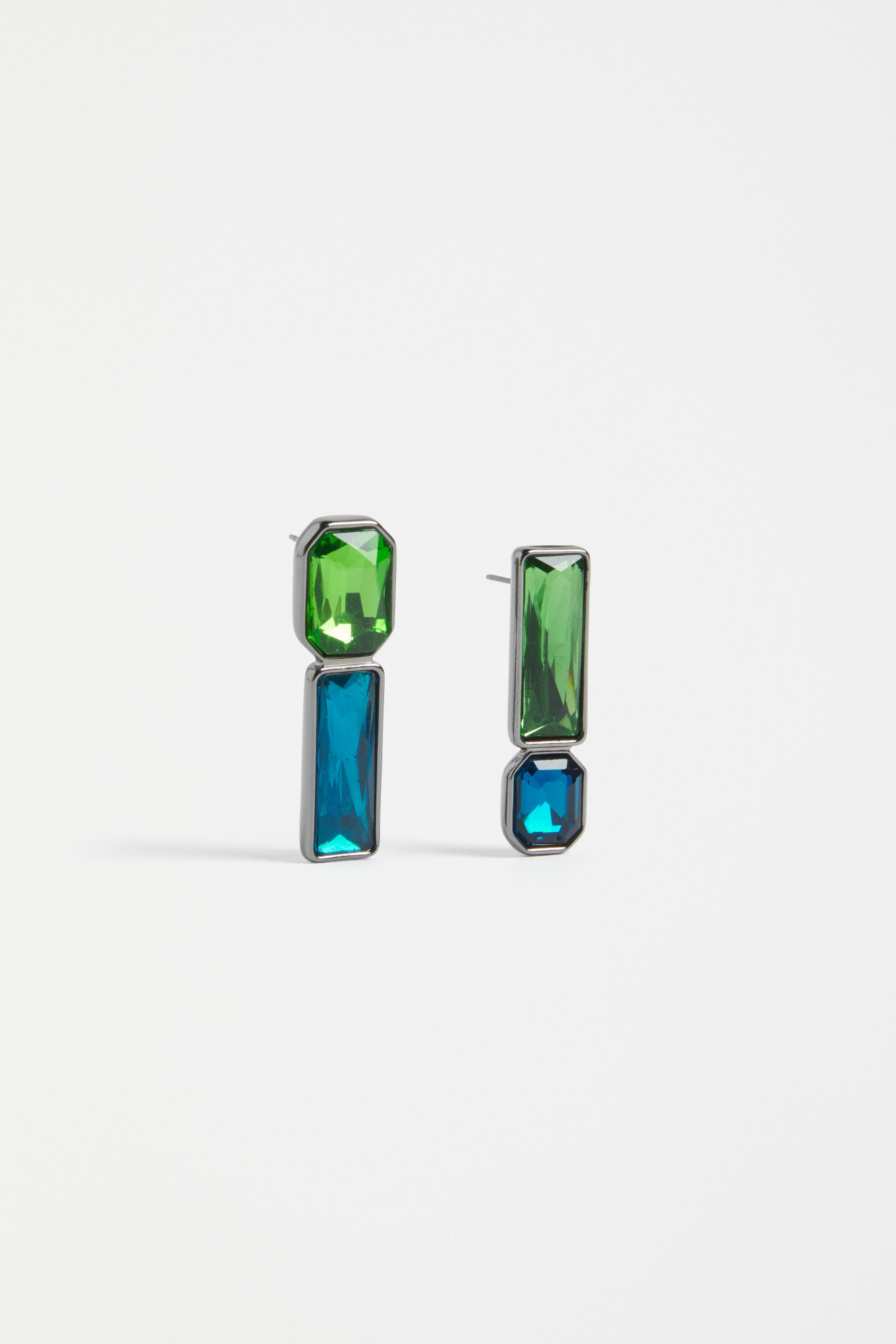 ELK Juvel Small Stud Earrings for Women - Minimalist Gold Plated Earrings for Daily Wear, Gift Giving & Special Occasions