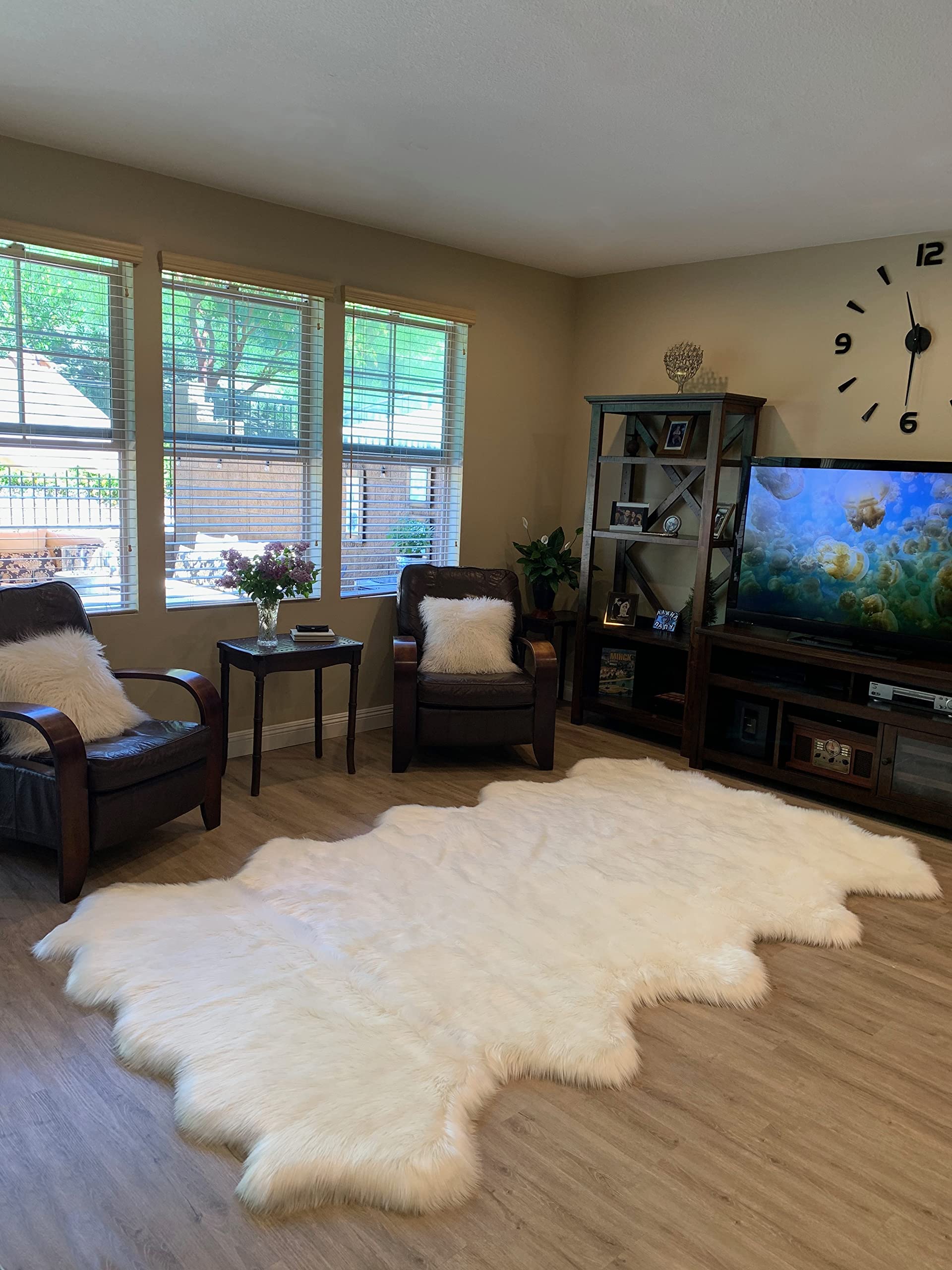 LAMBZY Faux Sheepskin Super Soft Hypoallergenic Silky Shag Rug - 6'x10' White Fluffy Plush Carpet for Living Room, Bedroom, Nursery & Sofa - Cozy Home Decor & Kids Play Mat