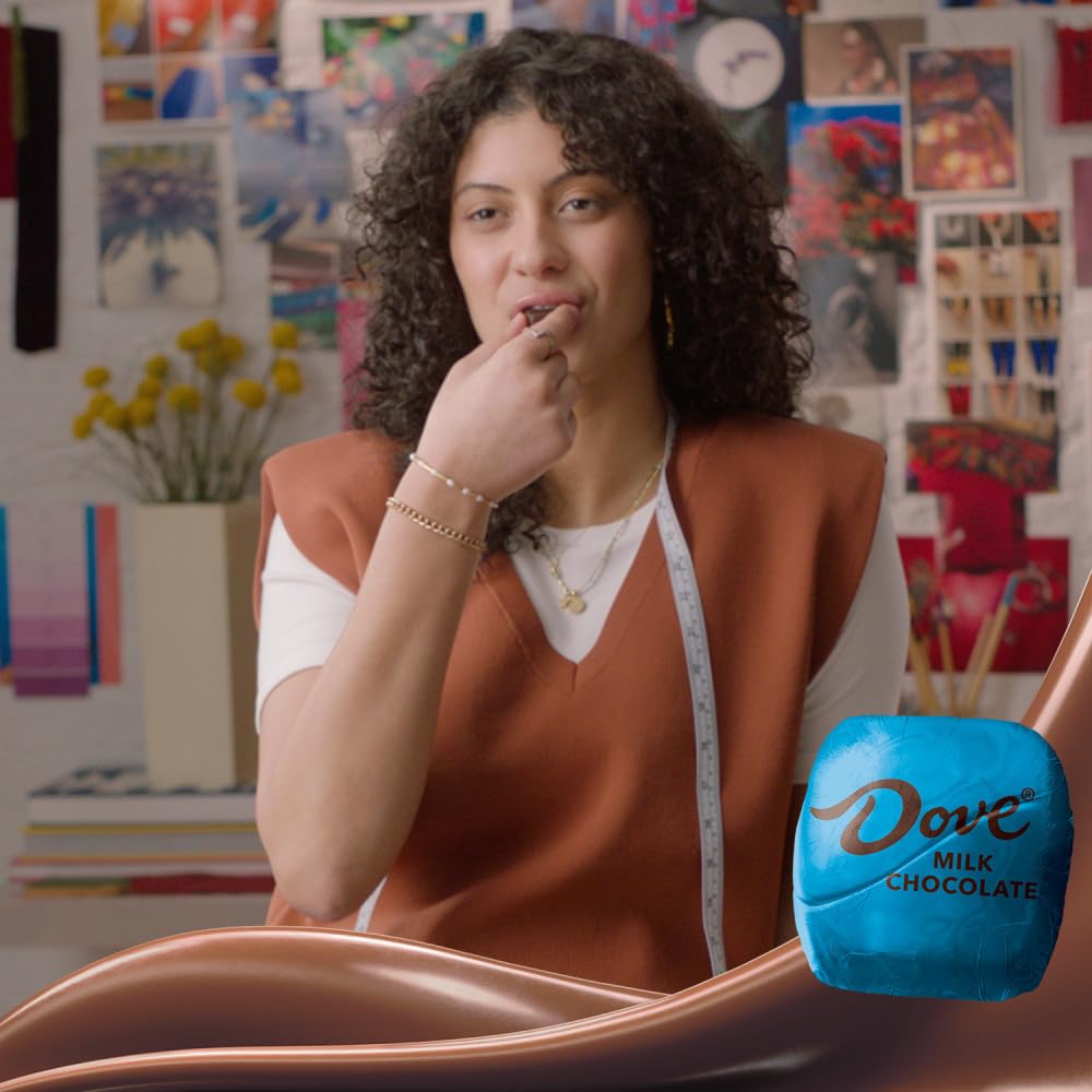DOVE PROMISES Milk Chocolate Candy, 136 Count Bulk Bag - Perfect for Parties, Gifts, and Office Snacks