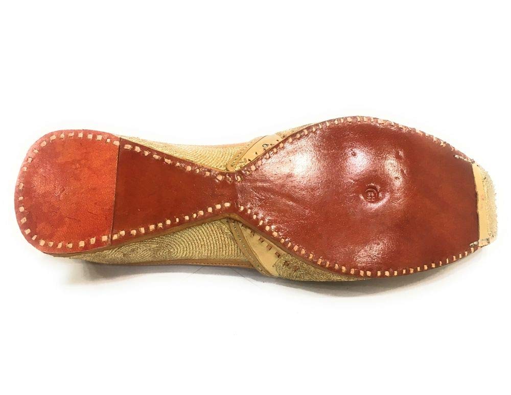 **Handmade Golden Khussa Jutti Shoes for Men - Punjabi Formal Ethnic Indian Footwear for Weddings, Shewani & Traditional Occasions**