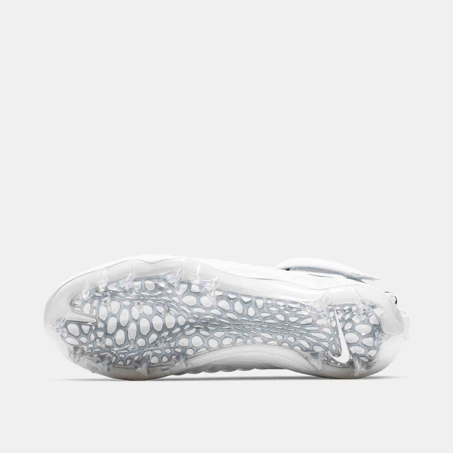 Nike Force Savage Pro 2 Football Cleats for Men - Lightweight Soccer Cleats with Enhanced Traction - Perfect for Turf, Grass & Field Training Sessions
