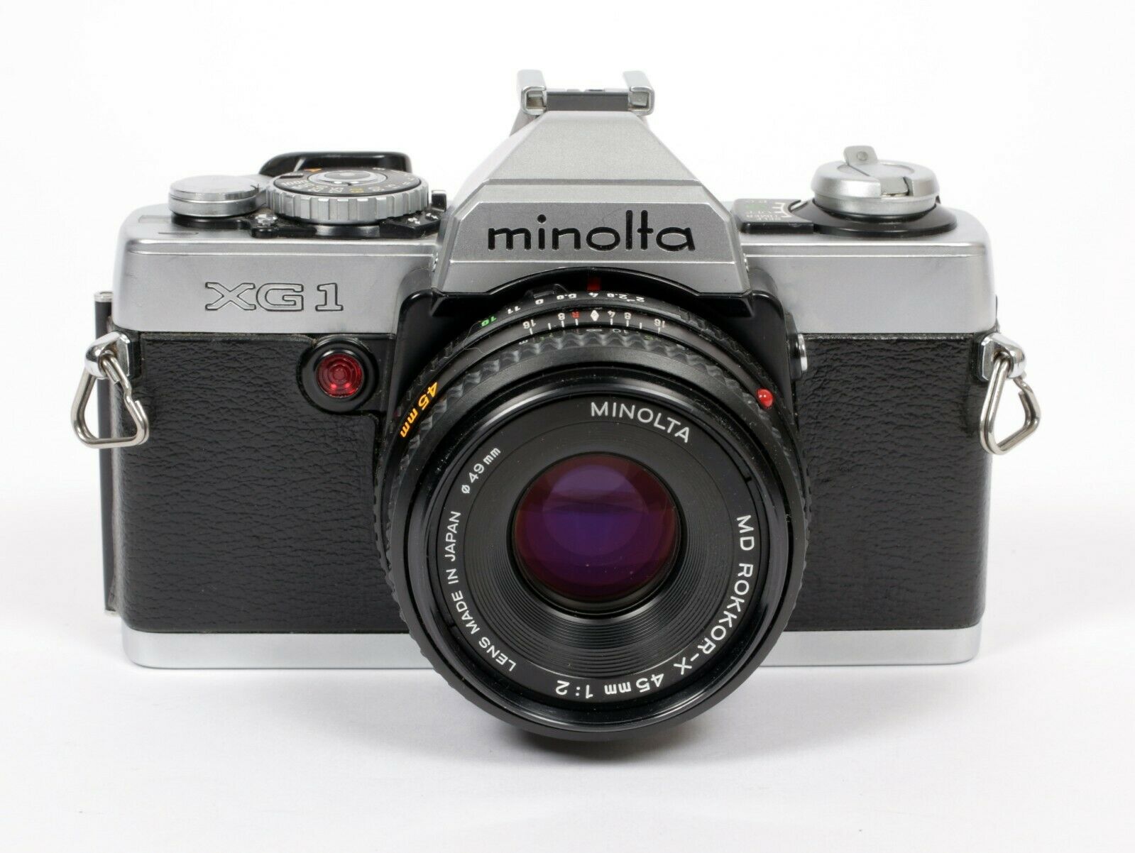 Vintage Minolta XG1 35mm Film SLR Camera with 45mm f/2 Lens - Classic Photography, Film Enthusiasts, Retro Shooting Experience