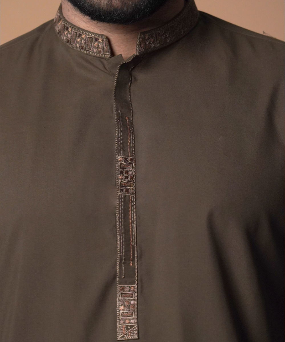 Stylish Dark Brown Shalwar Kameez for Men - Traditional Pakistani Outfit for Weddings & Festivals - Perfect for Eid Celebrations & Cultural Events