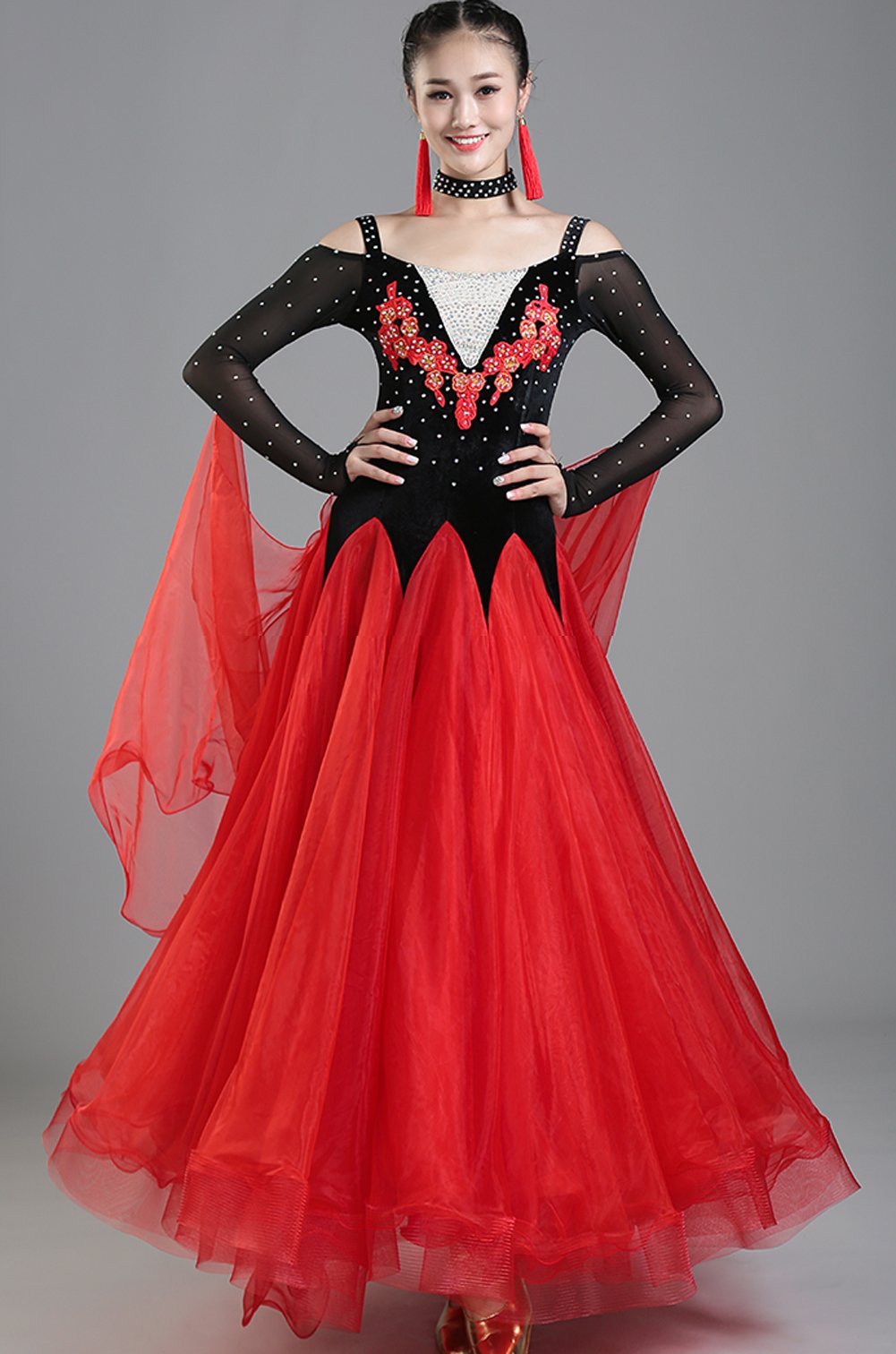 Elegant Crystal Ballroom Dance Dresses for Women - Modern Waltz & Foxtrot Competition Gowns - Perfect for Standard Dance Events & Performances