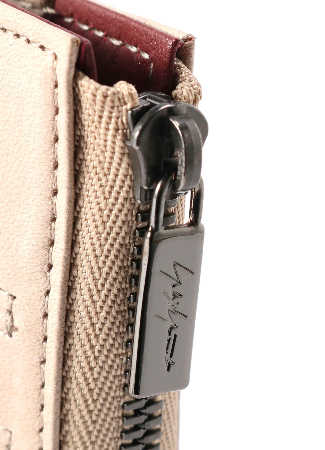 Stylish Chain Card Holder for Women - Slim RFID Blocking Wallet with Detachable Strap - Perfect for Travel, Shopping & Everyday Use