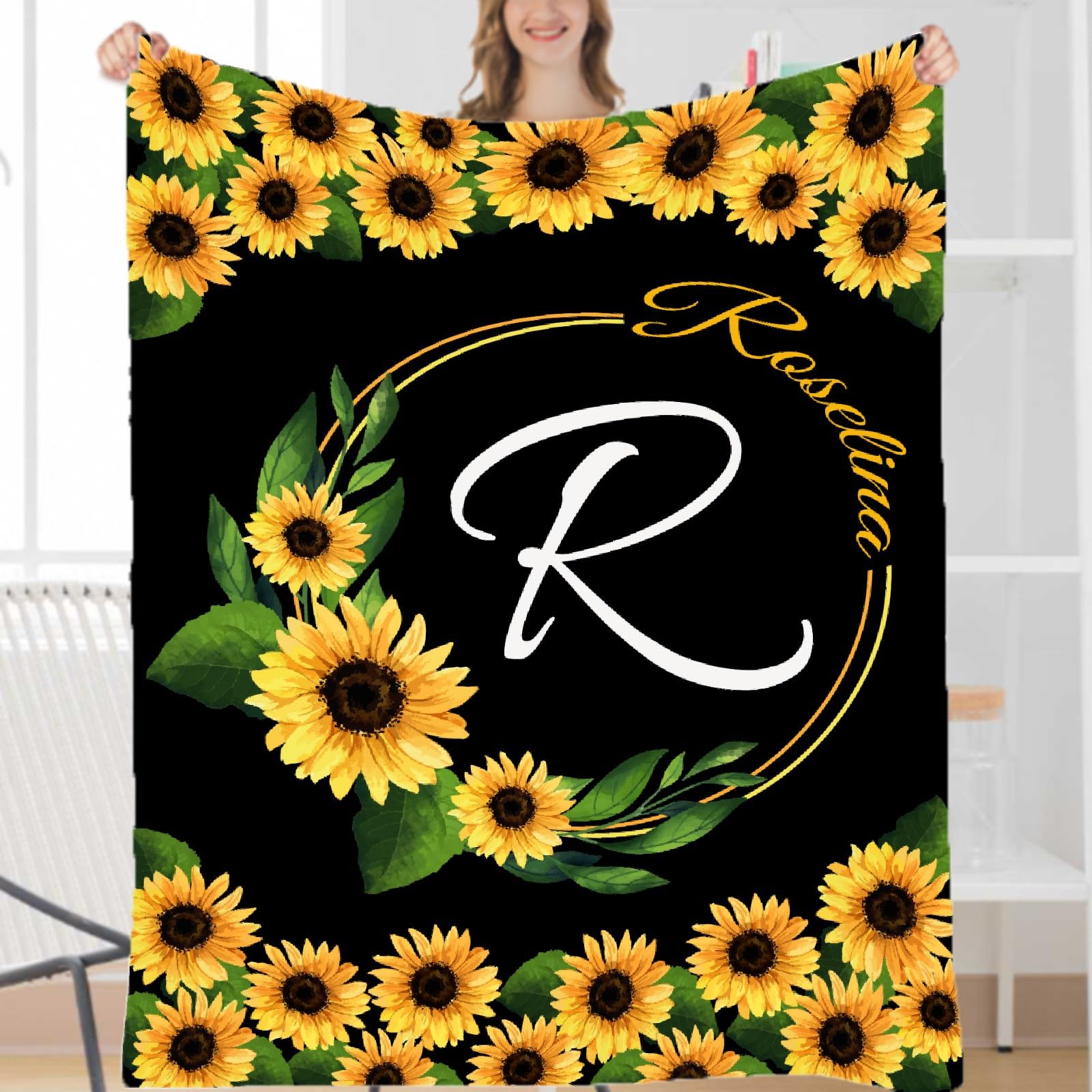 Personalized Baby Blankets for Girls & Boys - Custom Name Baby Blanket, Soft Plush Fleece Throw with Sunflower Design - Cozy Newborn Gift for Baby Showers, Birthdays & Family Keepsakes