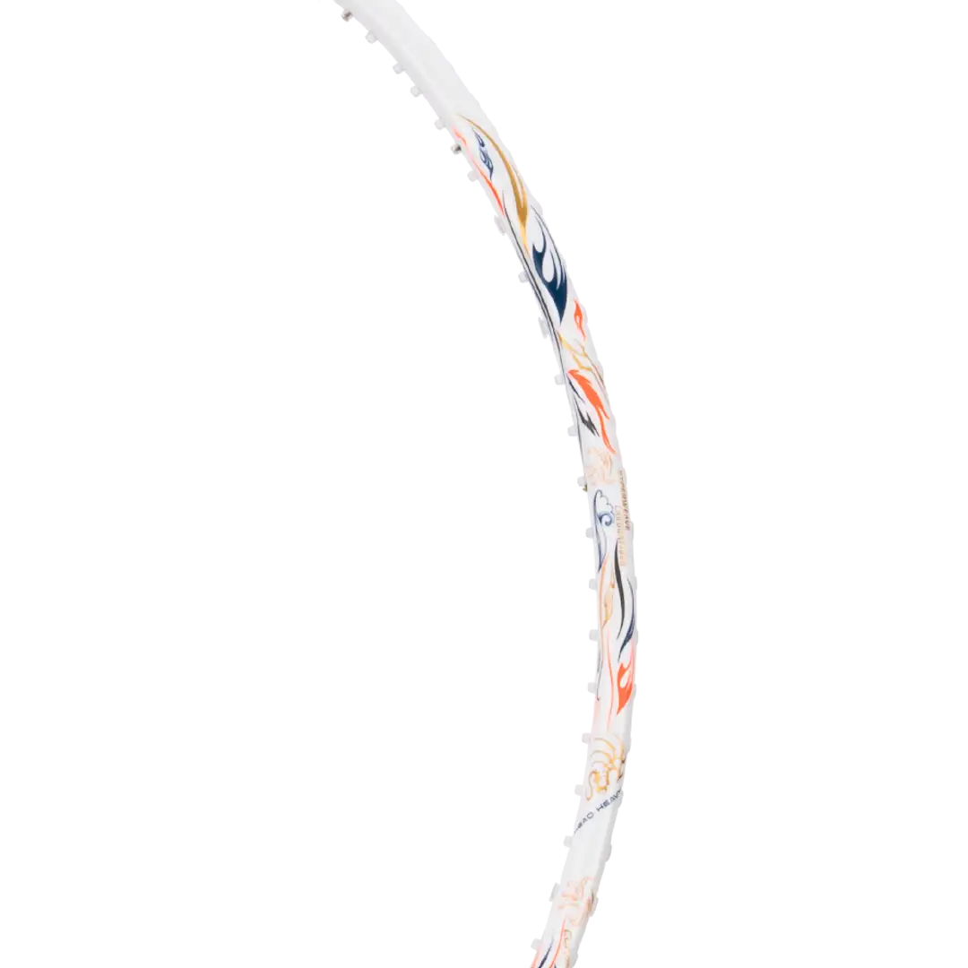 HNDRD Battle 900 Professional Badminton Racket - Lightweight Carbon Fiber Shuttlecock Racket for Advanced Players - Perfect for Tournaments, Training & Outdoor Games