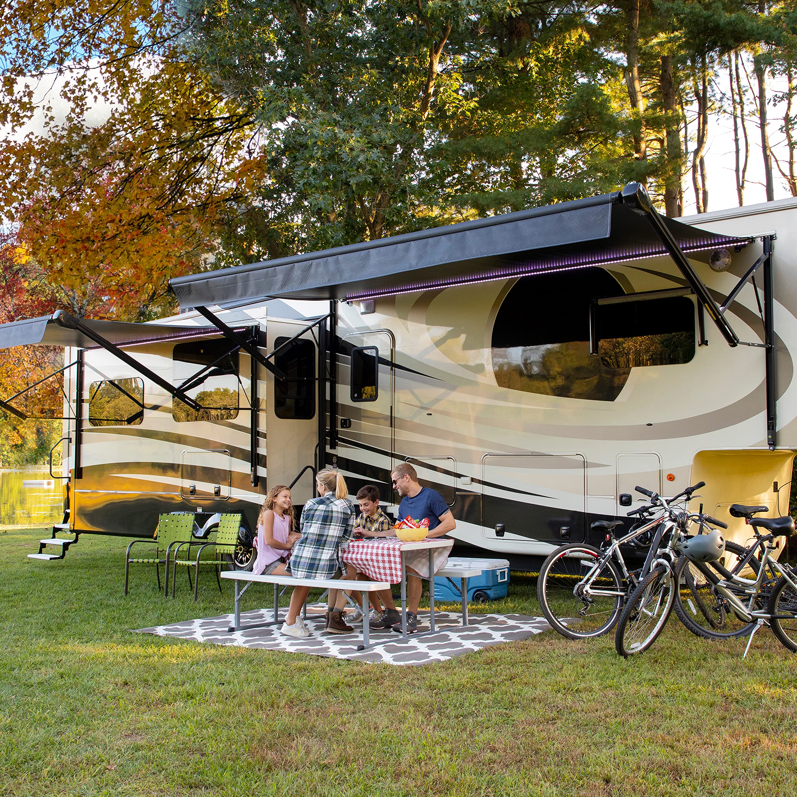 Lippert Rubber Roof Cleaner for 5th Wheel RVs, Travel Trailers & Motorhomes – Protect & Restore RV Roofs – Ideal for Camping, Road Trips & Outdoor Adventures